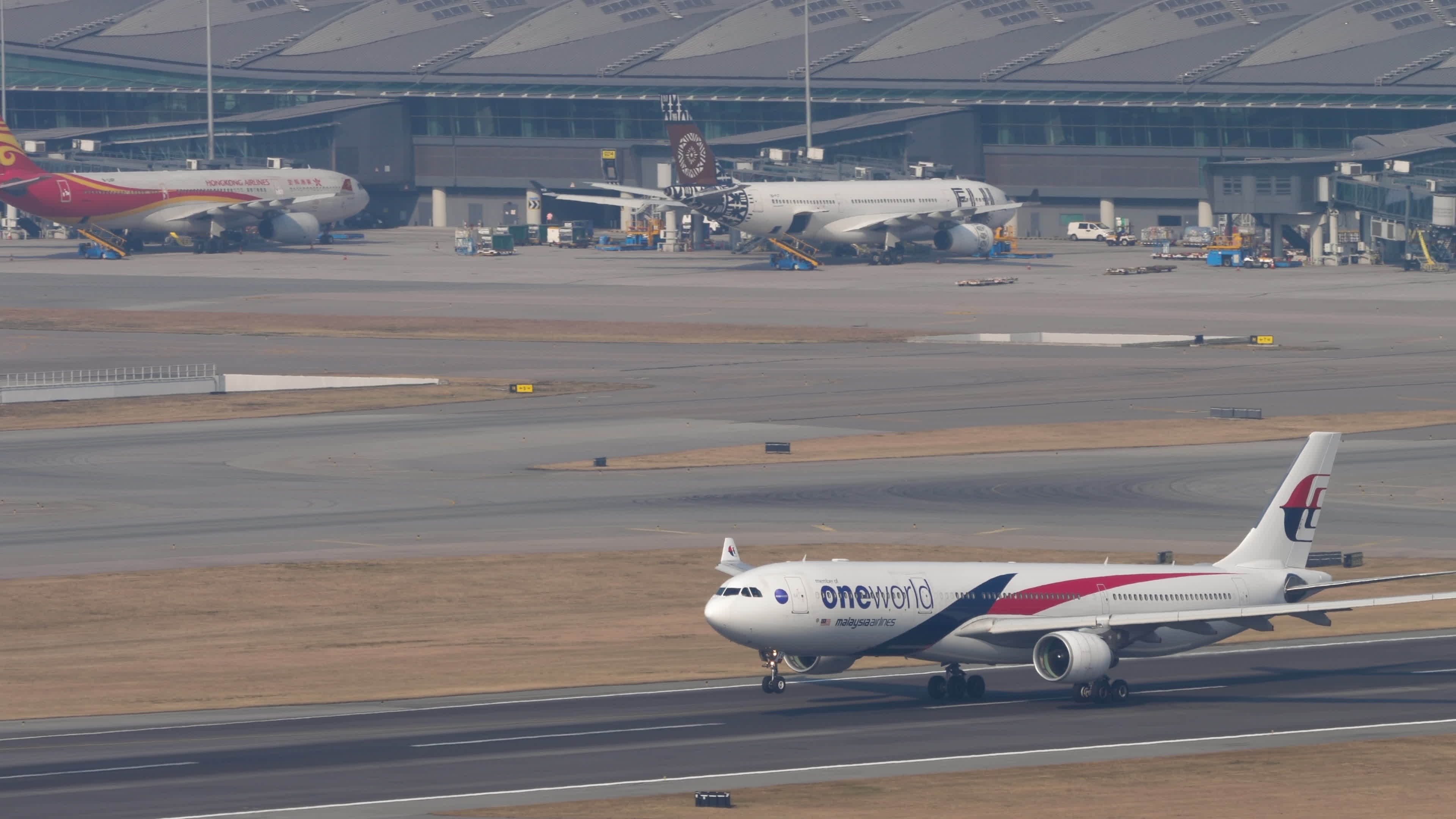 Malaysia Airlines, Travels, Airbus A330, Hong Kong departure, 3840x2160 4K Desktop