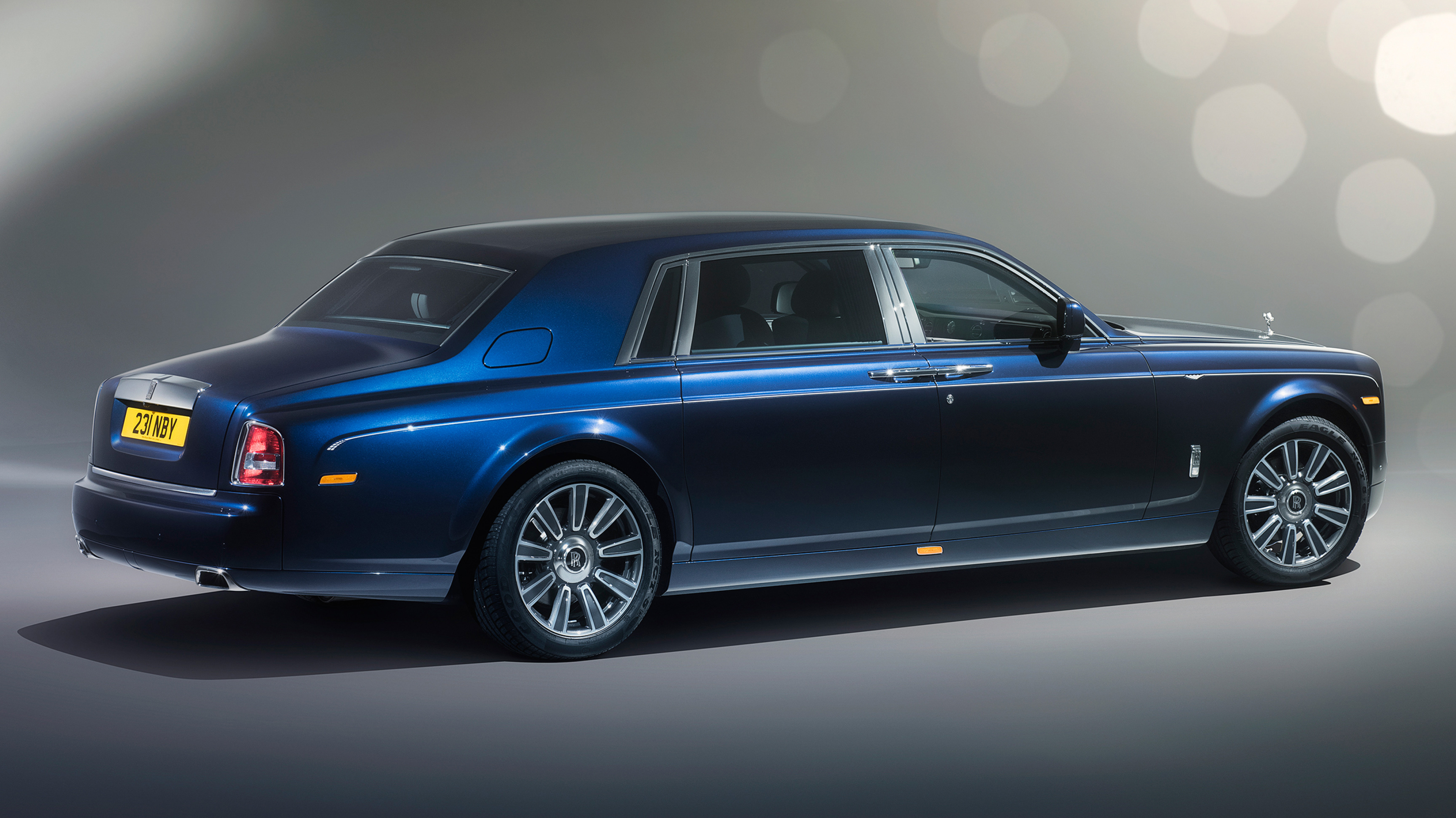 Rolls-Royce Phantom, Classic luxury, Cars desktop wallpapers, 4k Ultra HD, 3840x2160 4K Desktop