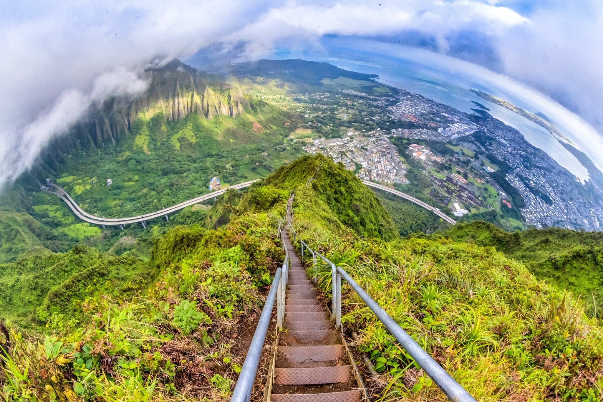 Haiku Hawaii, Crazy stairs, Breathtaking places, Trip advisor, 2050x1370 HD Desktop