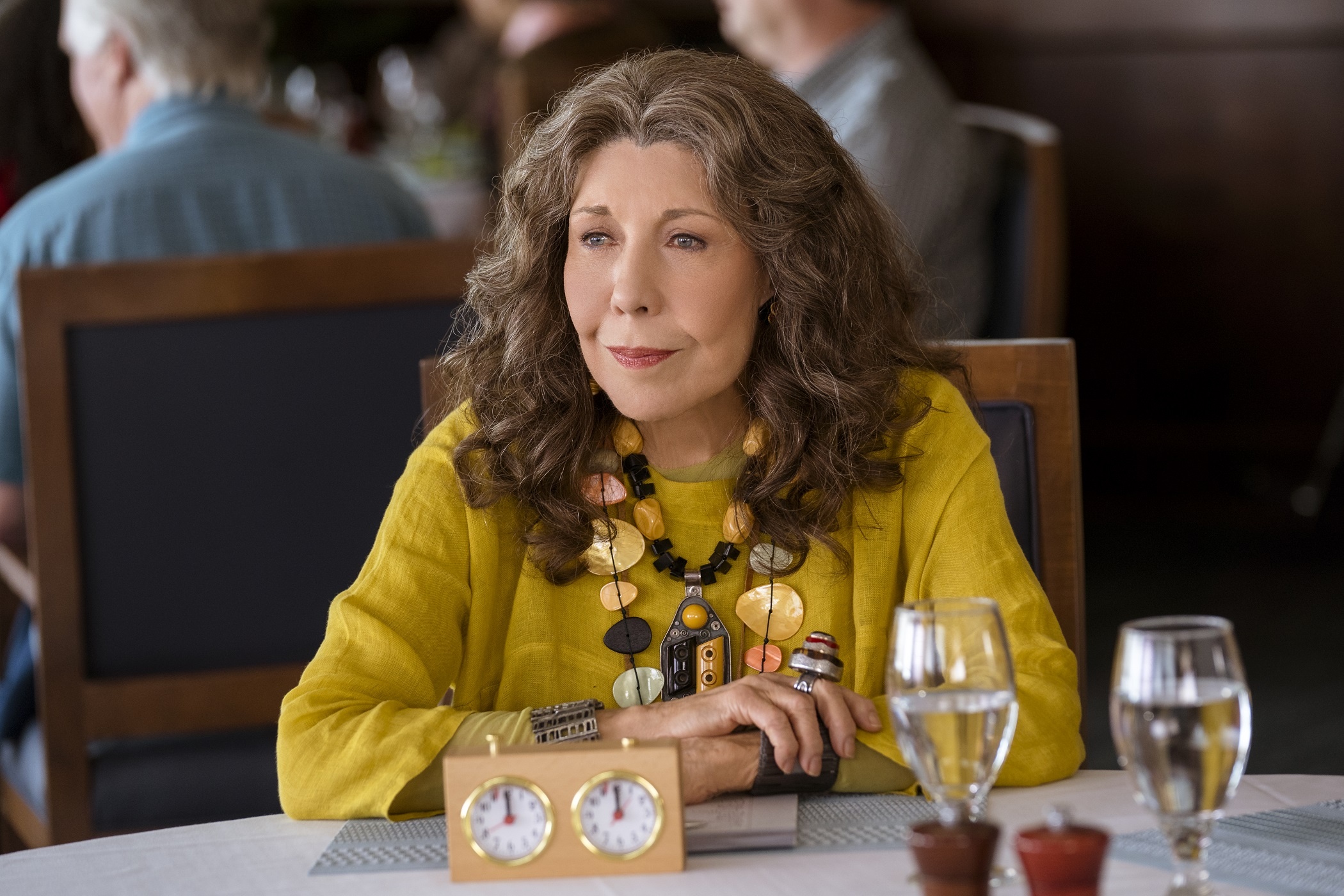 Grace and Frankie, Lily Tomlin, Regrets, Show's ending, 2100x1400 HD Desktop