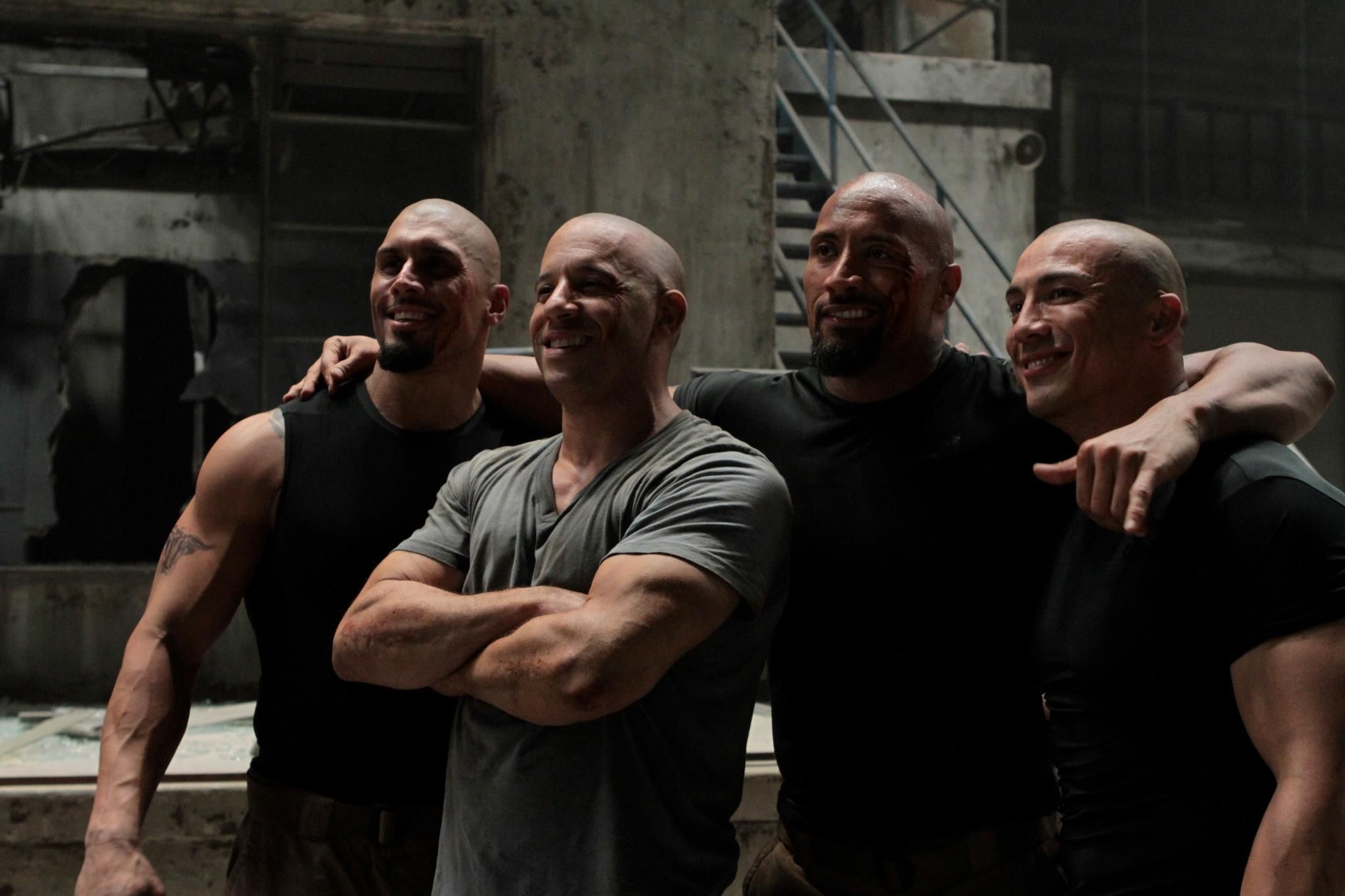 Stunt double movie, Muscles, Vin Diesel, Dwayne The Rock, 2050x1370 HD Desktop