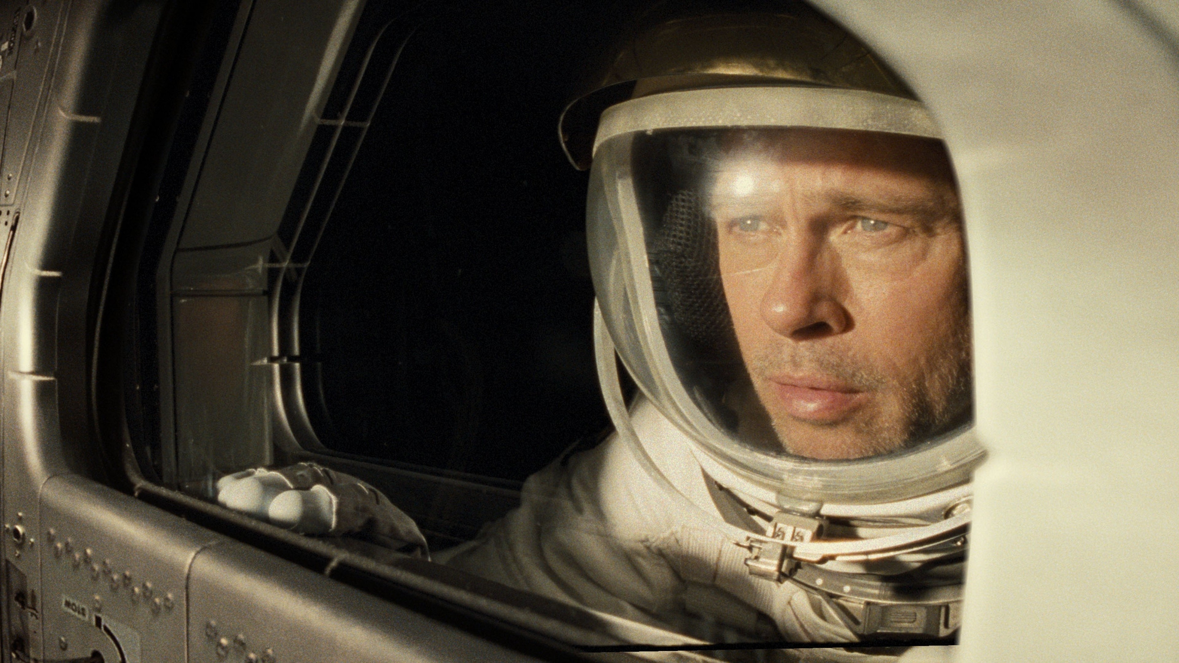Ad Astra, Brad Pitt's space journey, Captivating visual artistry, Epic sci-fi, 3840x2160 4K Desktop