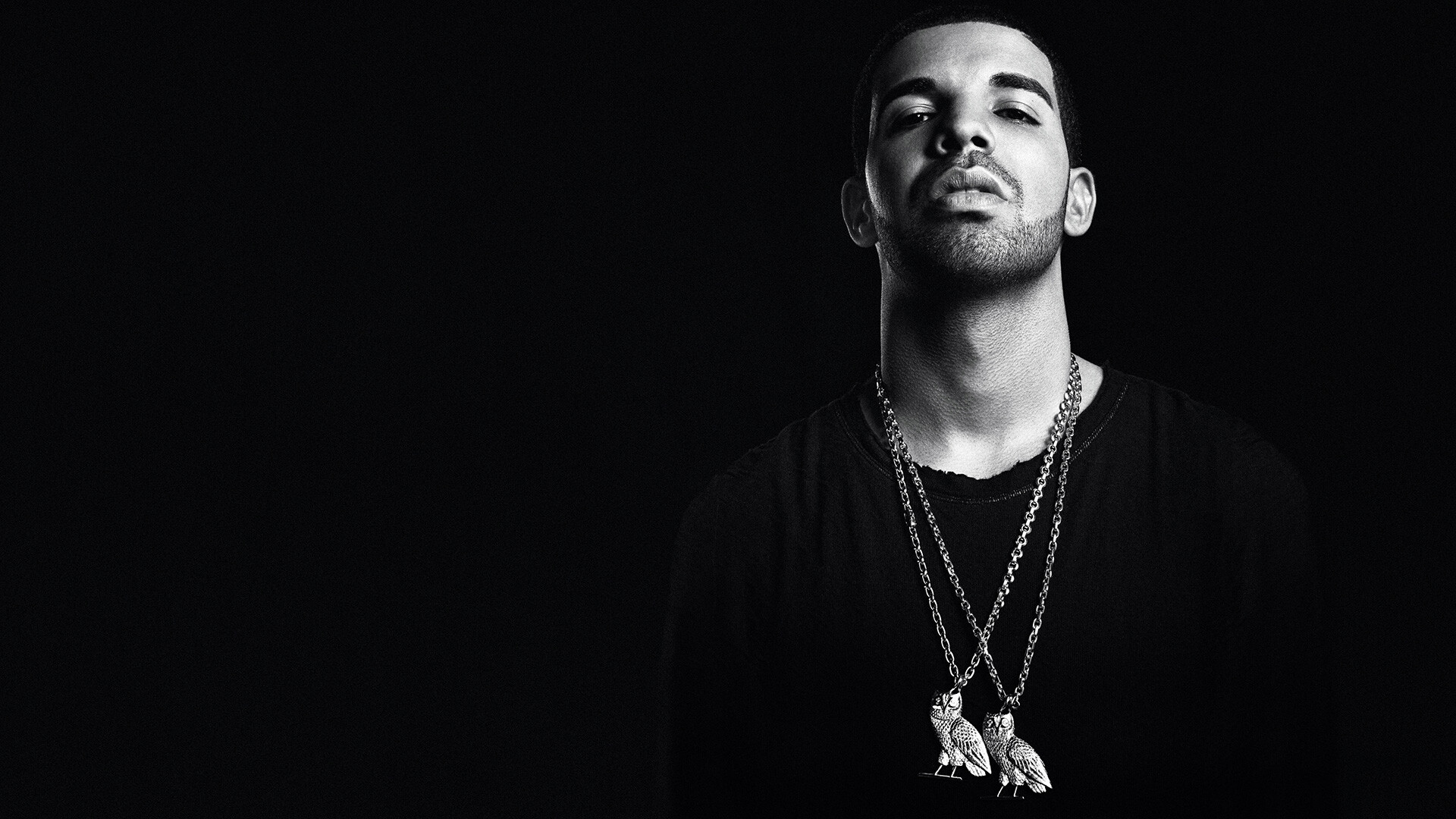 Drake: A multi-award winning rapper, Co-founded the production company DreamCrew. 1920x1080 Full HD Wallpaper.