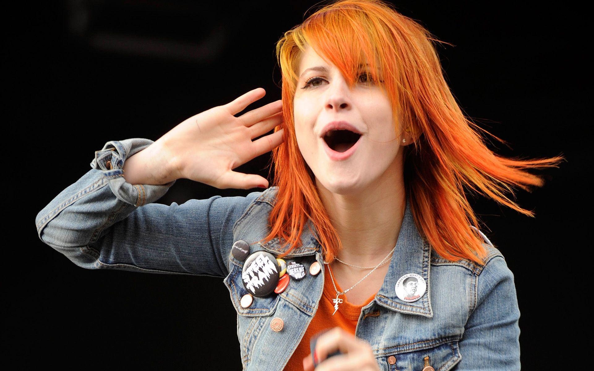 Paramore: The lead singer of the popular alternative rock band, ‘Decode’. 1920x1200 HD Wallpaper.