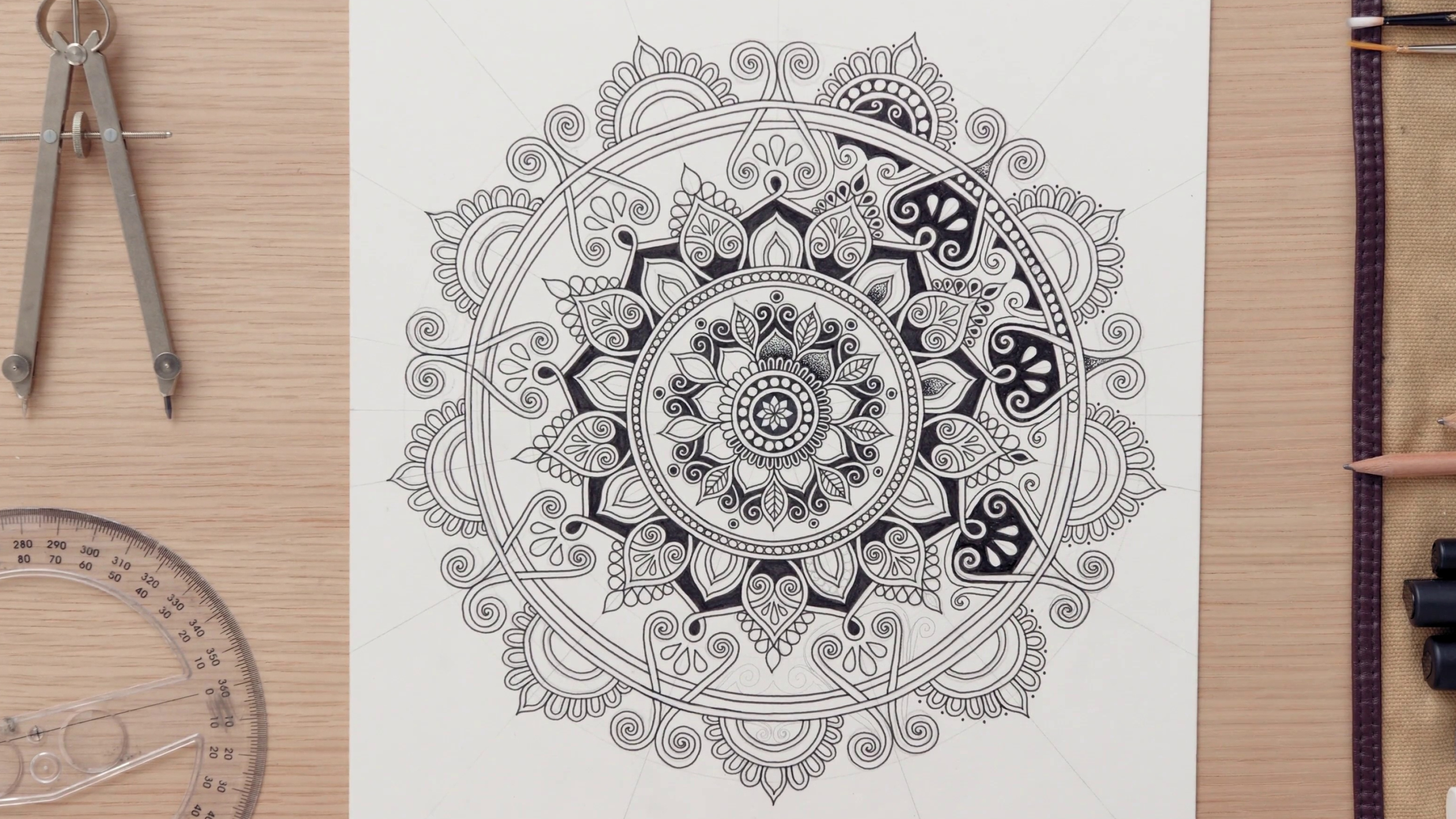 Detailed shading techniques, Depth and dimension, Digital artwork, Mandala masterpiece, 3840x2160 4K Desktop