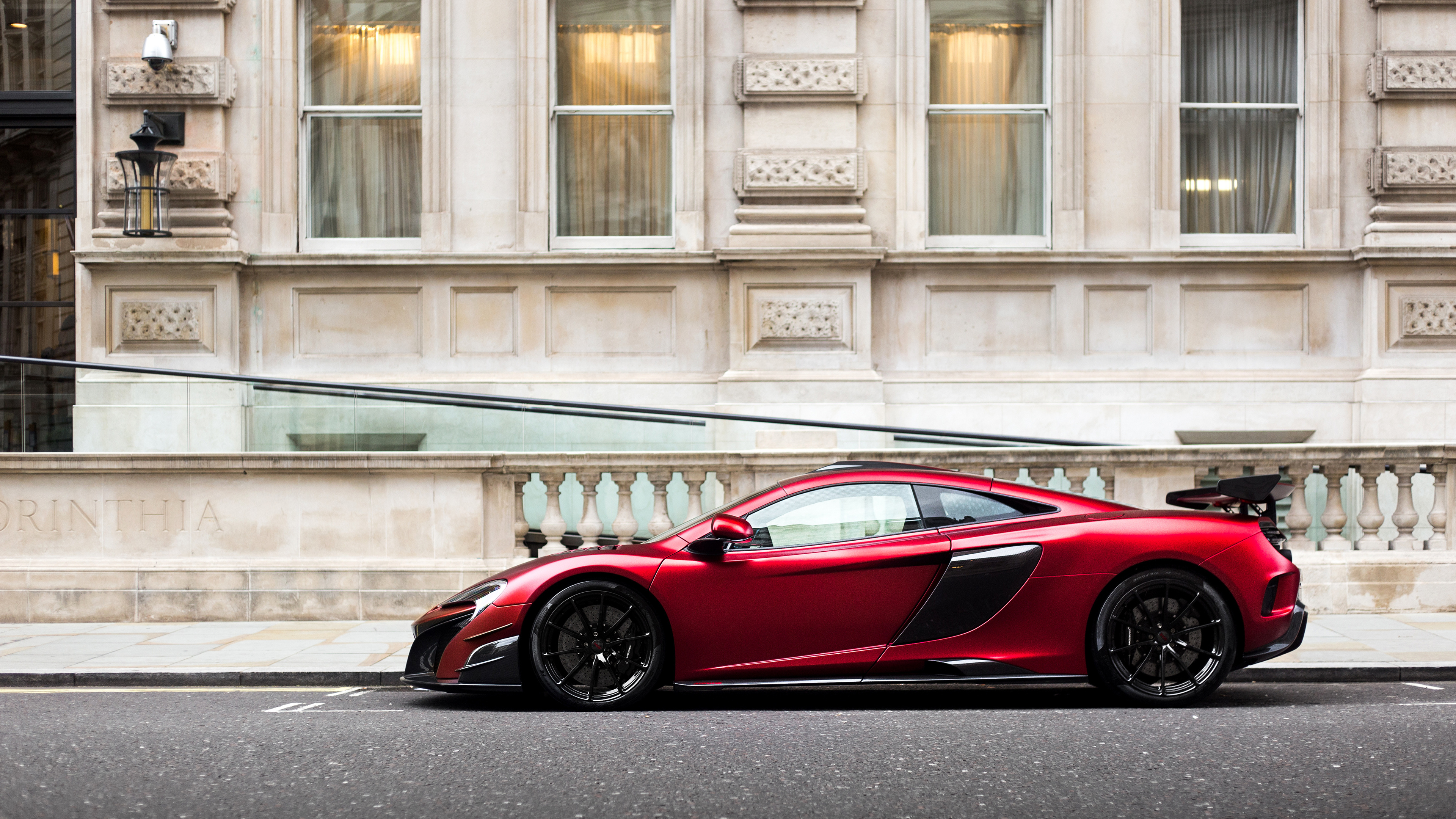 McLaren 600LT, Striking red, High-performance luxury, Exquisite craftsmanship, 3840x2160 4K Desktop
