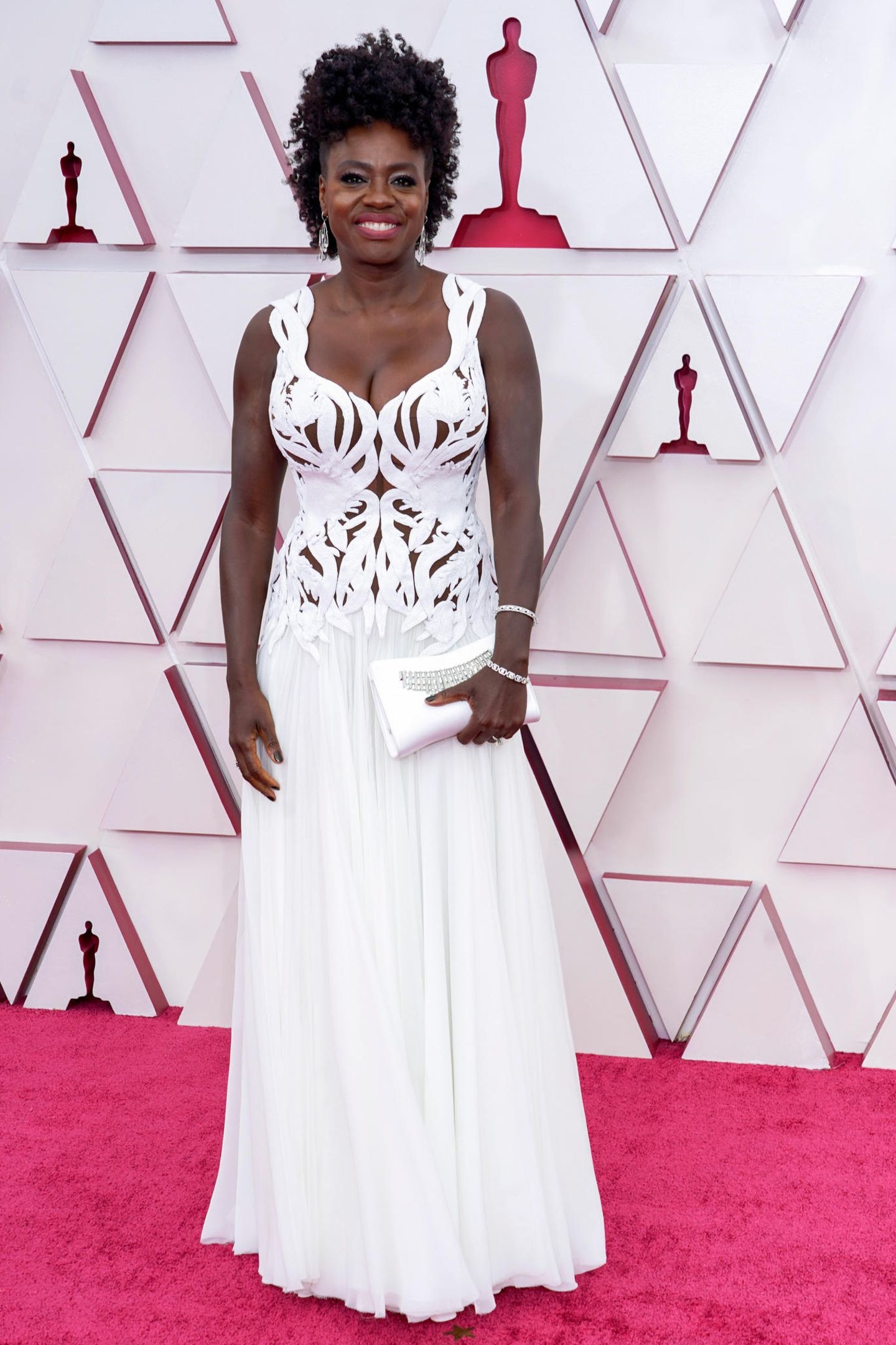 Viola Davis movies, Oscars 2021, Red carpet glamour, Top and flop moments, 1440x2160 HD Phone