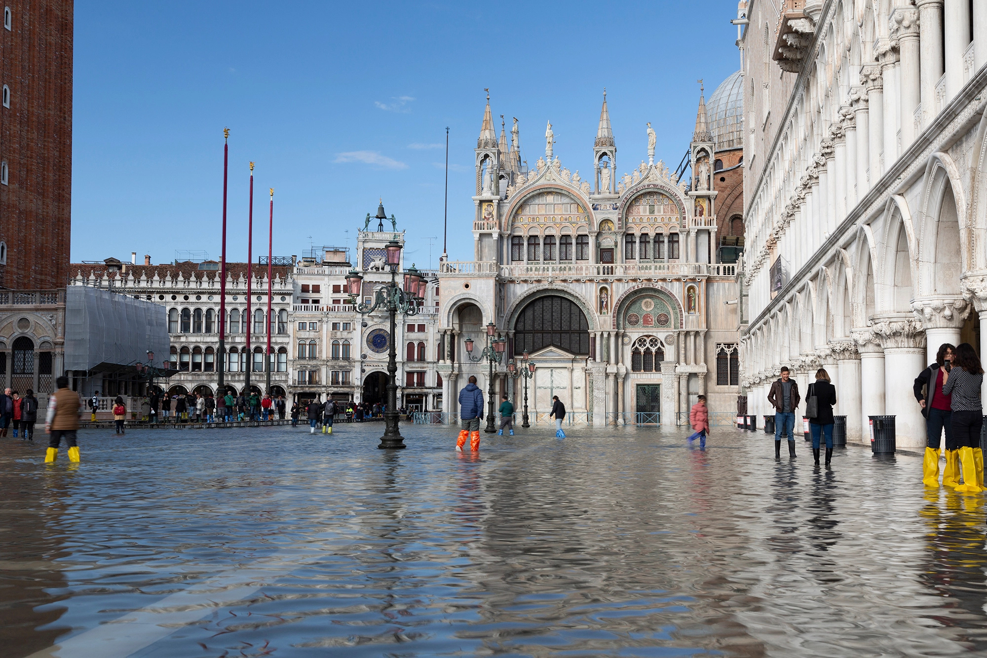 Venice flooding, St. Mark's Square, Rising tides, Resilient landmark, 2000x1340 HD Desktop