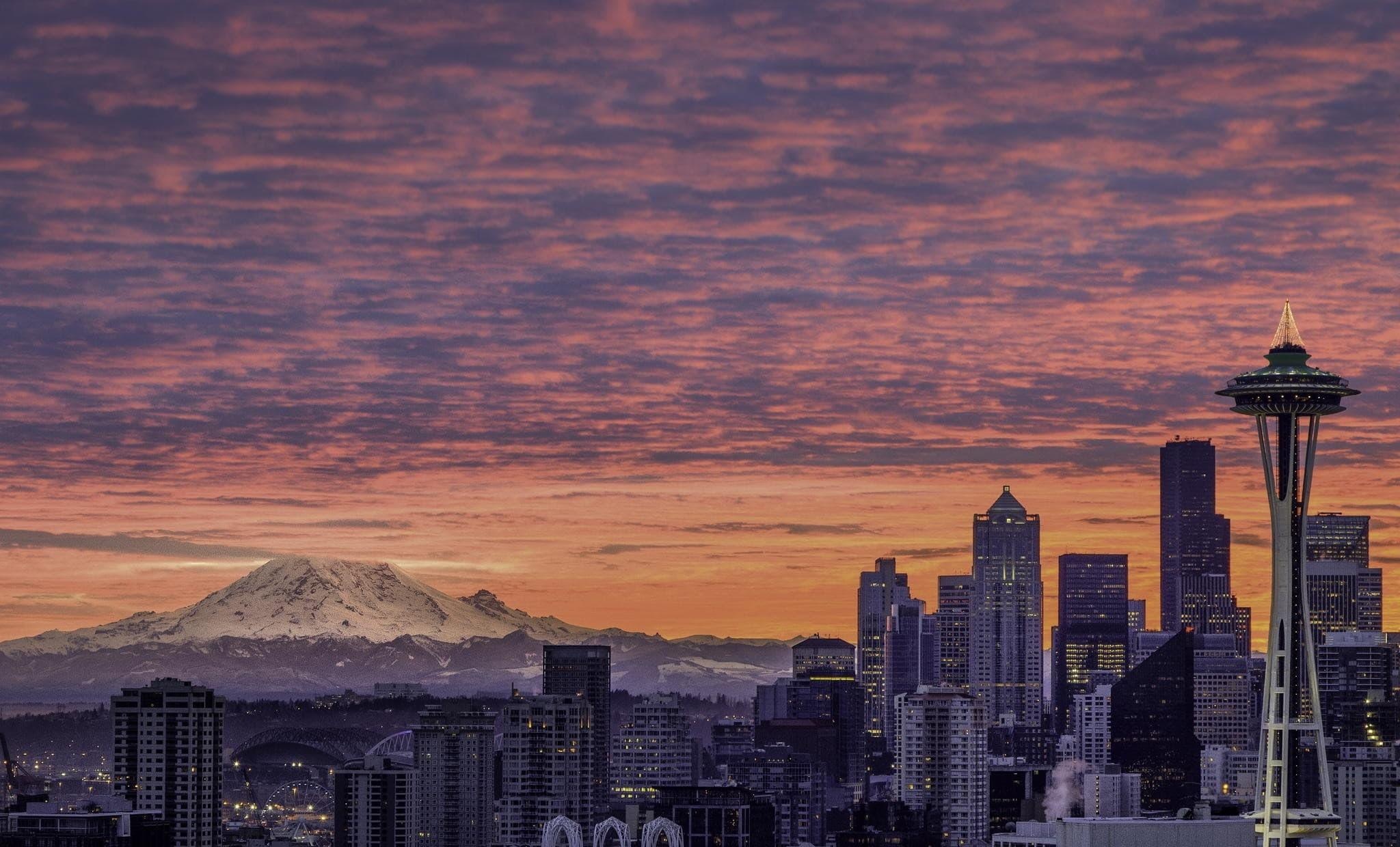 Seattle Skyline, Urban beauty, Captivating cityscape, Skyline's majesty, 2050x1240 HD Desktop