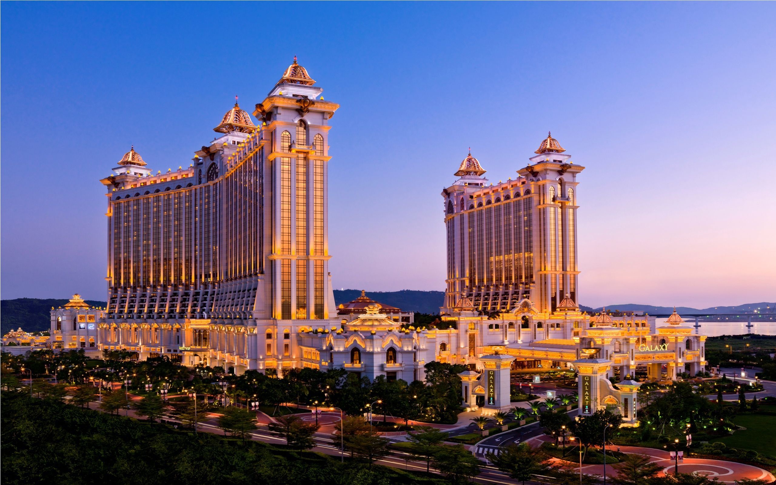 Macau, Captivating views, Coastal beauty, Portuguese heritage, 2560x1600 HD Desktop