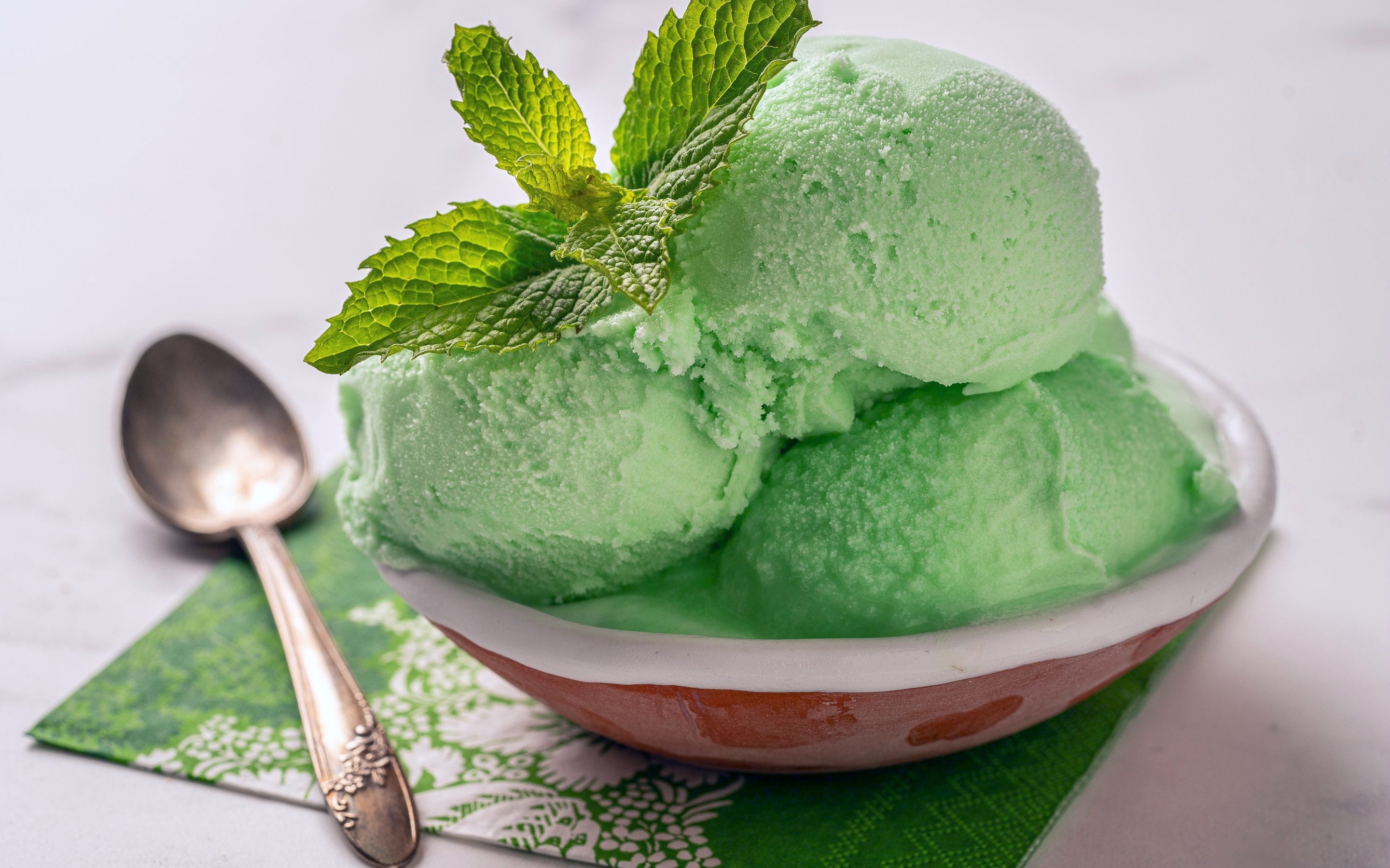 Gelato: Denser and more intensely flavored than ice cream, Mint. 2880x1800 HD Wallpaper.