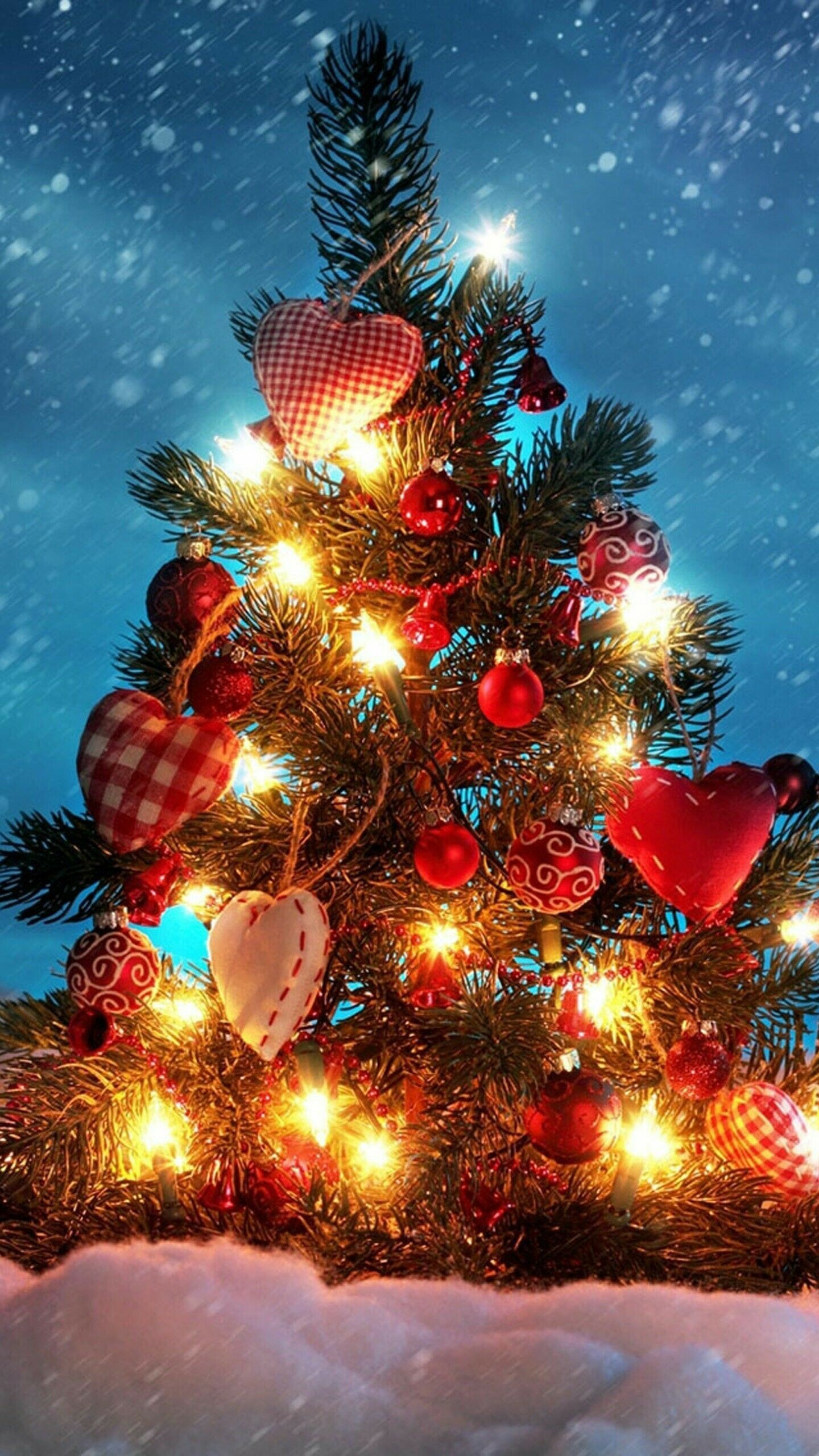 Fairy Lights: Neon lamp sets are less common during the Christmas. 1440x2560 HD Background.