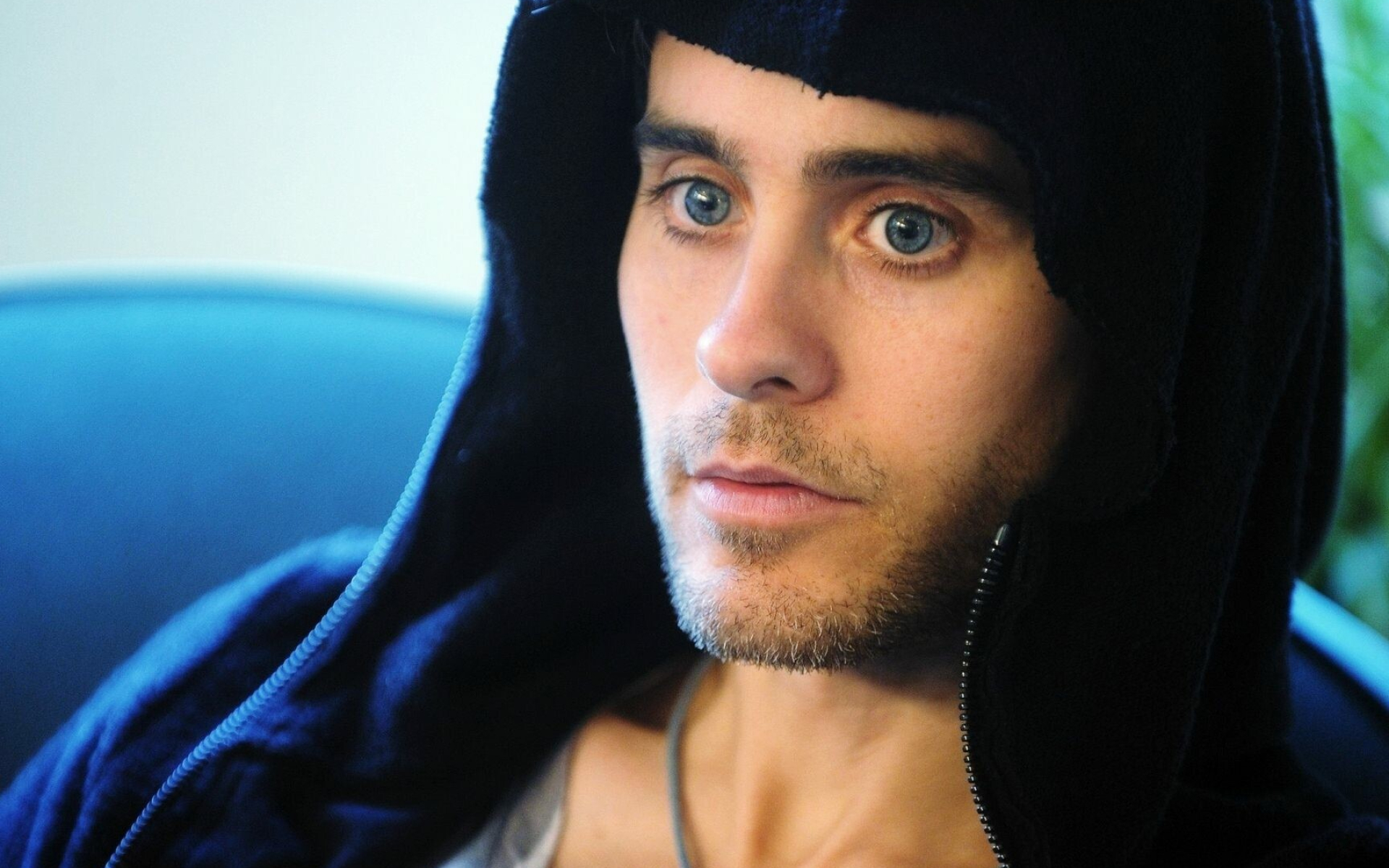 Jared Leto: Singer, 30 Seconds to Mars, Debuted in 2002. 1920x1200 HD Background.