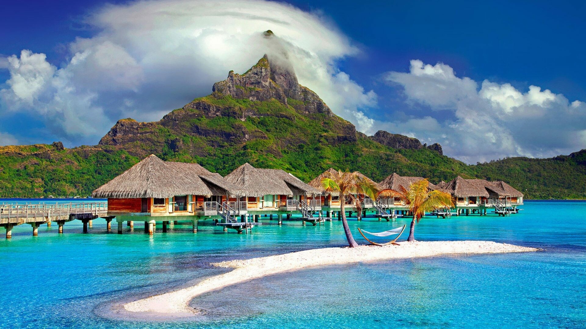 Tahiti: Bora Bora, South Pacific Island, Turquoise waters. 1920x1080 Full HD Background.