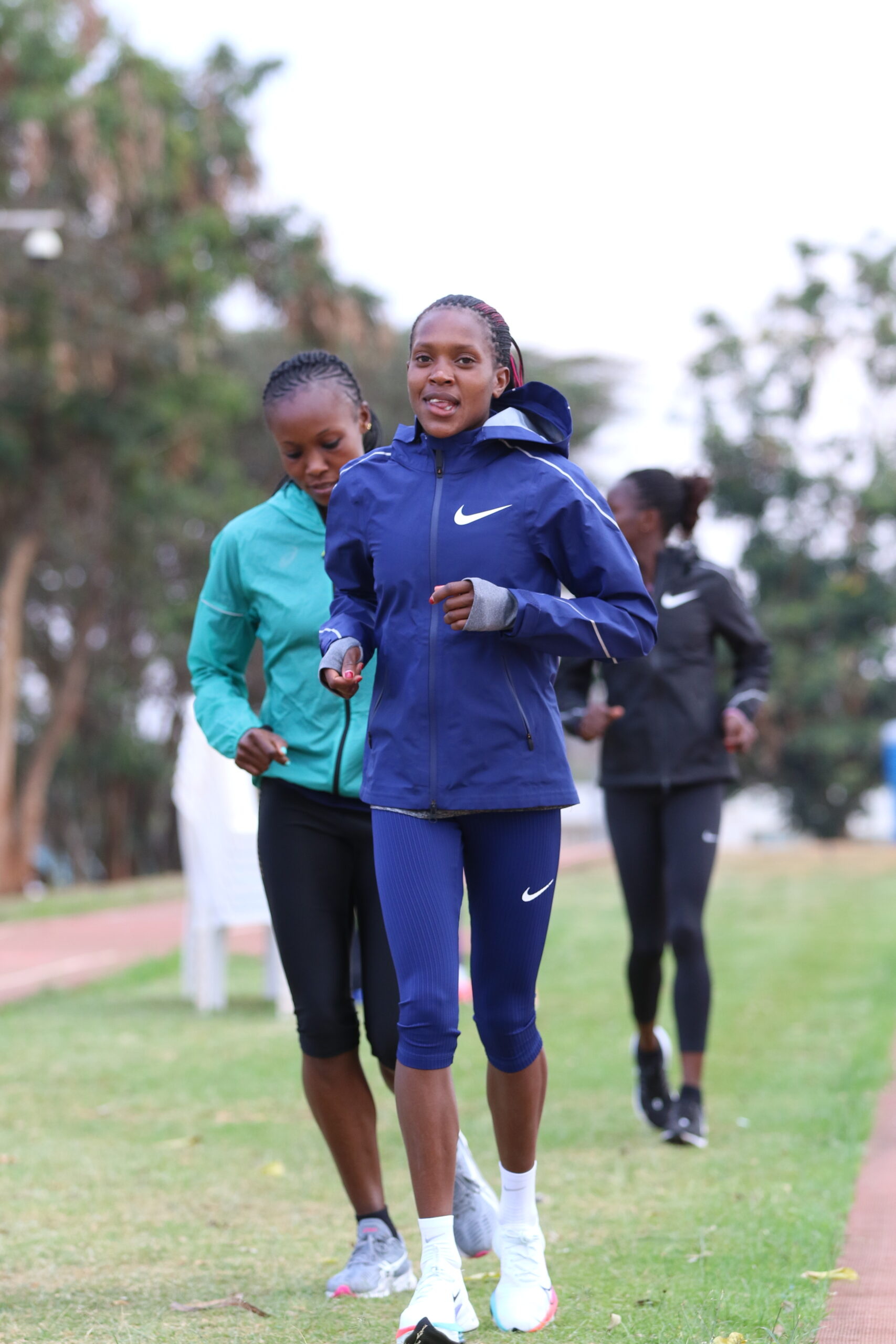 Faith Kipyegon, Great Ethiopian run, Special guest, Athletics Kenya, 1710x2560 HD Handy