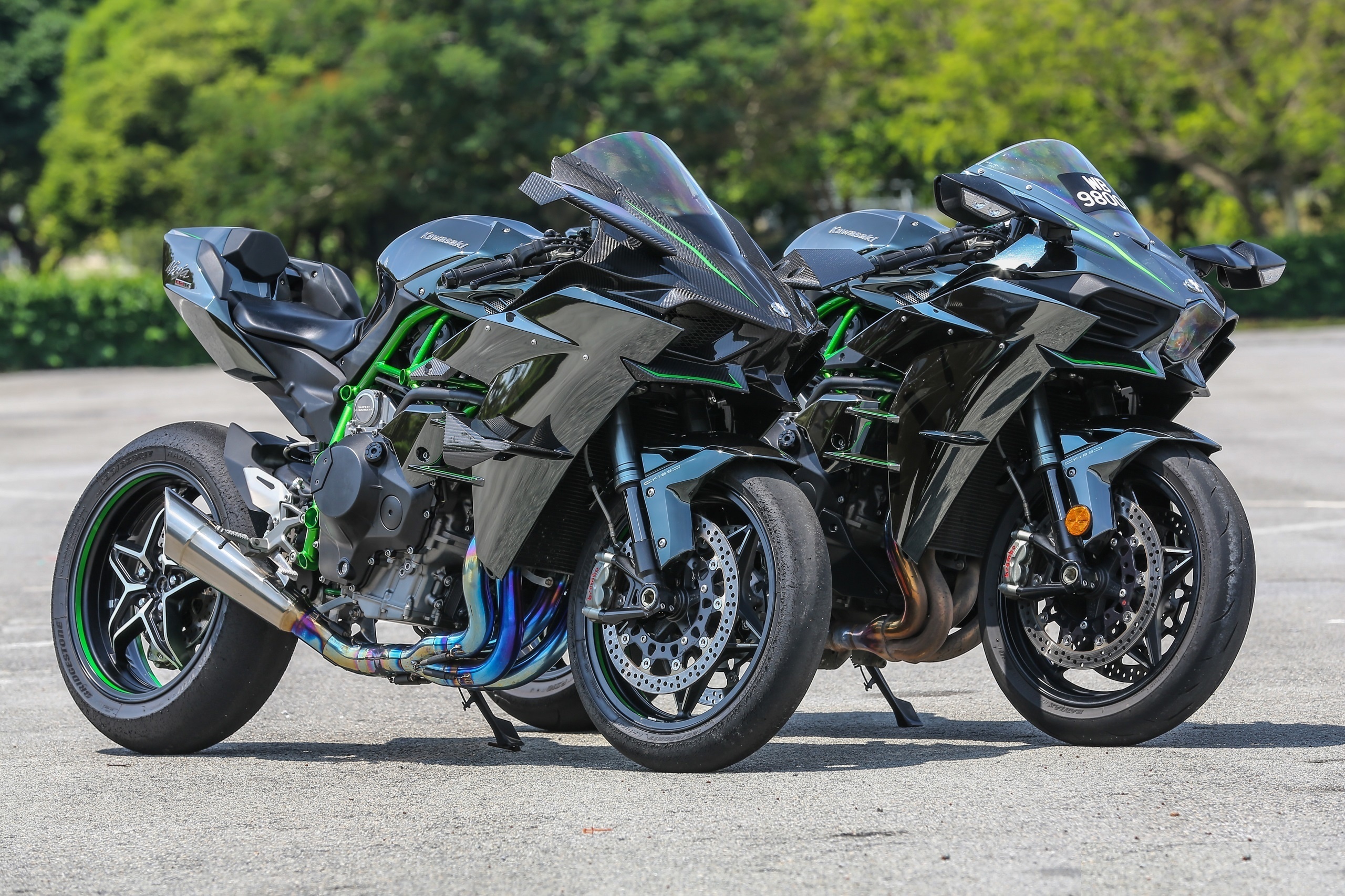 Kawasaki Ninja H2, Motorcycle masterpiece, Stunning wallpaper, Speed and power, 2560x1710 HD Desktop