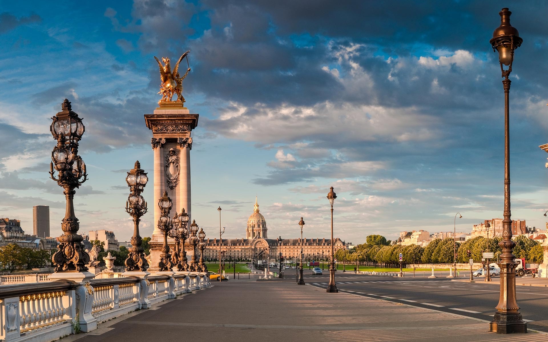 Paris: The Pont Alexandre III, A deck arch bridge that spans the Seine. 1920x1200 HD Wallpaper.