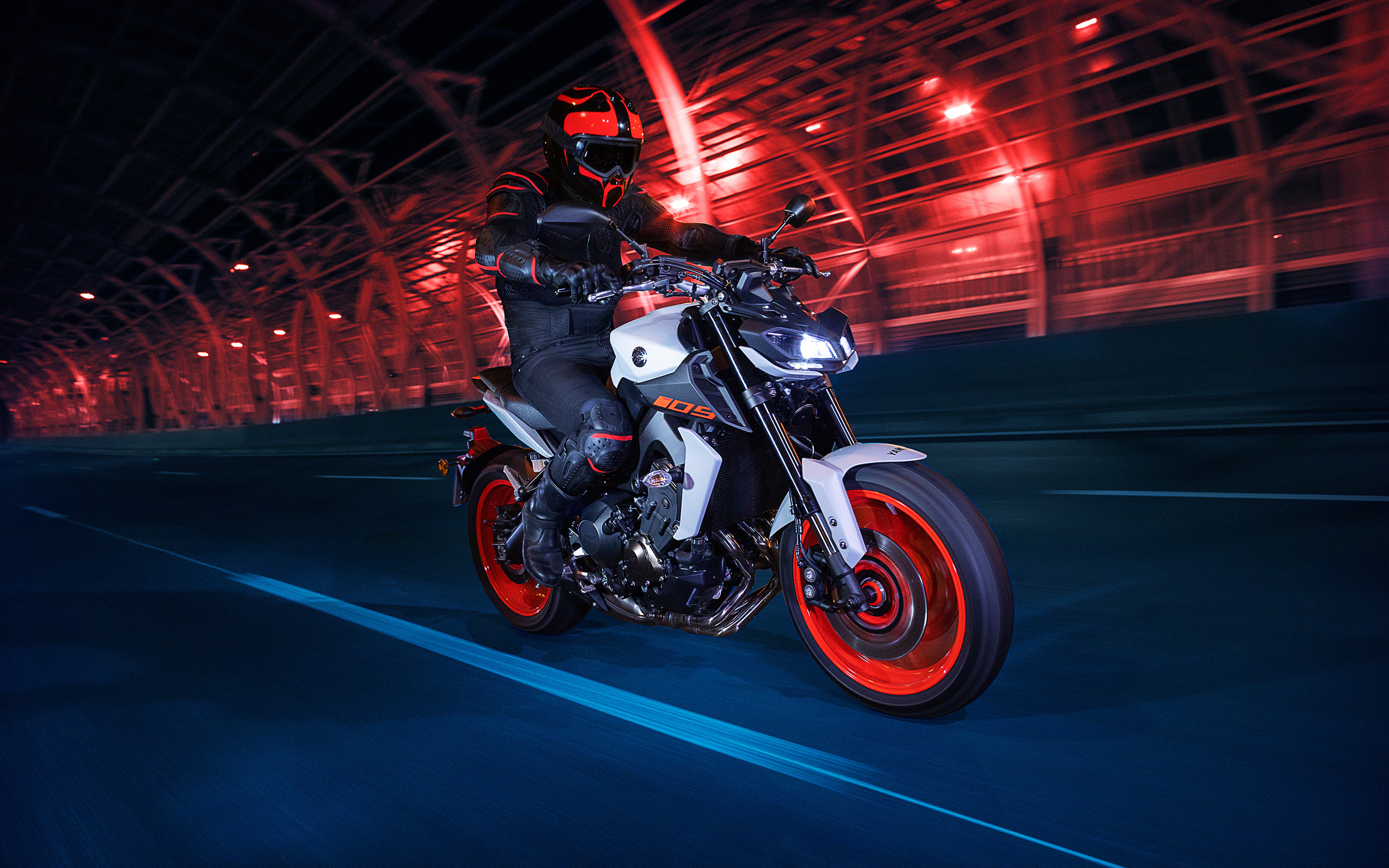Yamaha MT-09 Night, Breathtaking wallpapers, Superbikes excellence, Unrivaled performance, 2880x1800 HD Desktop