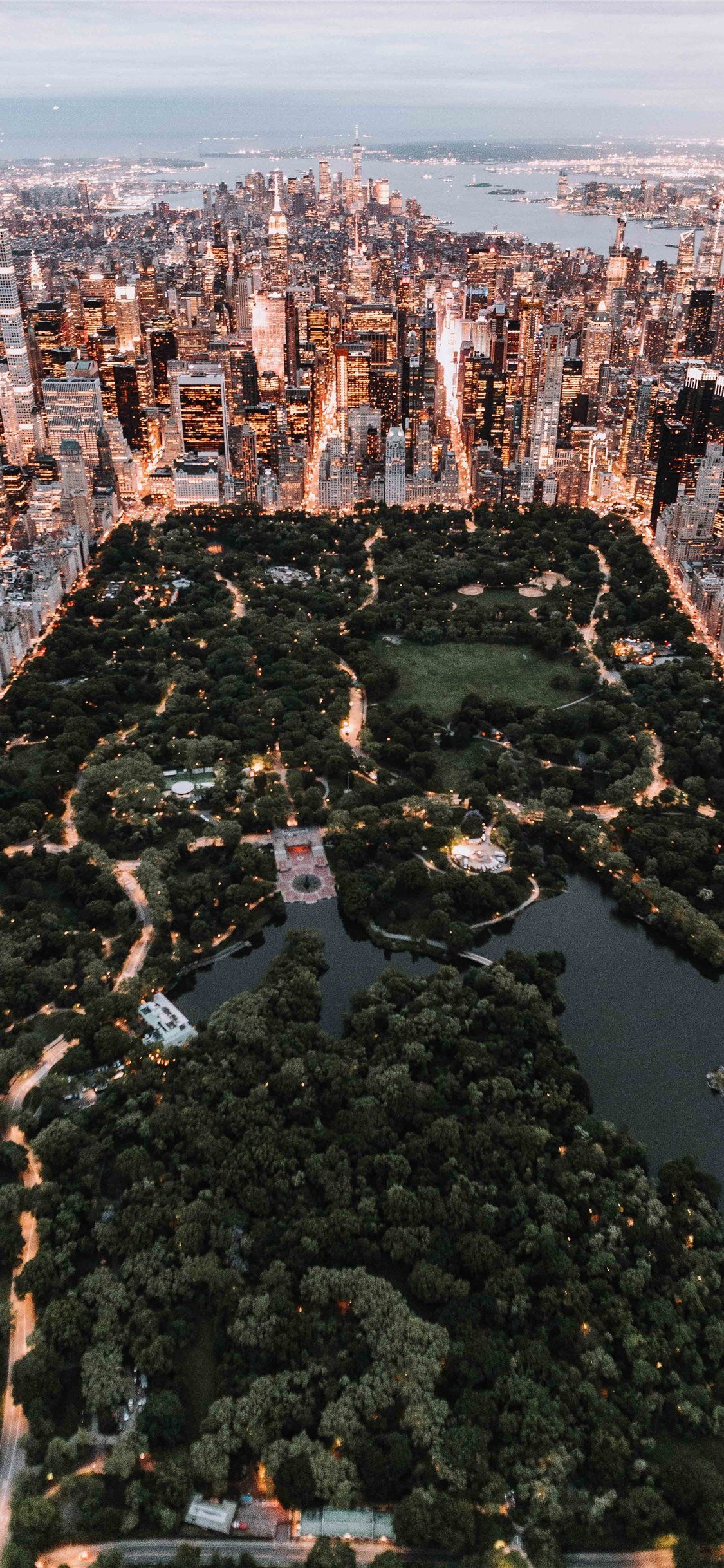 New York: Central Park from above, Landscape, Public space. 1130x2440 HD Background.