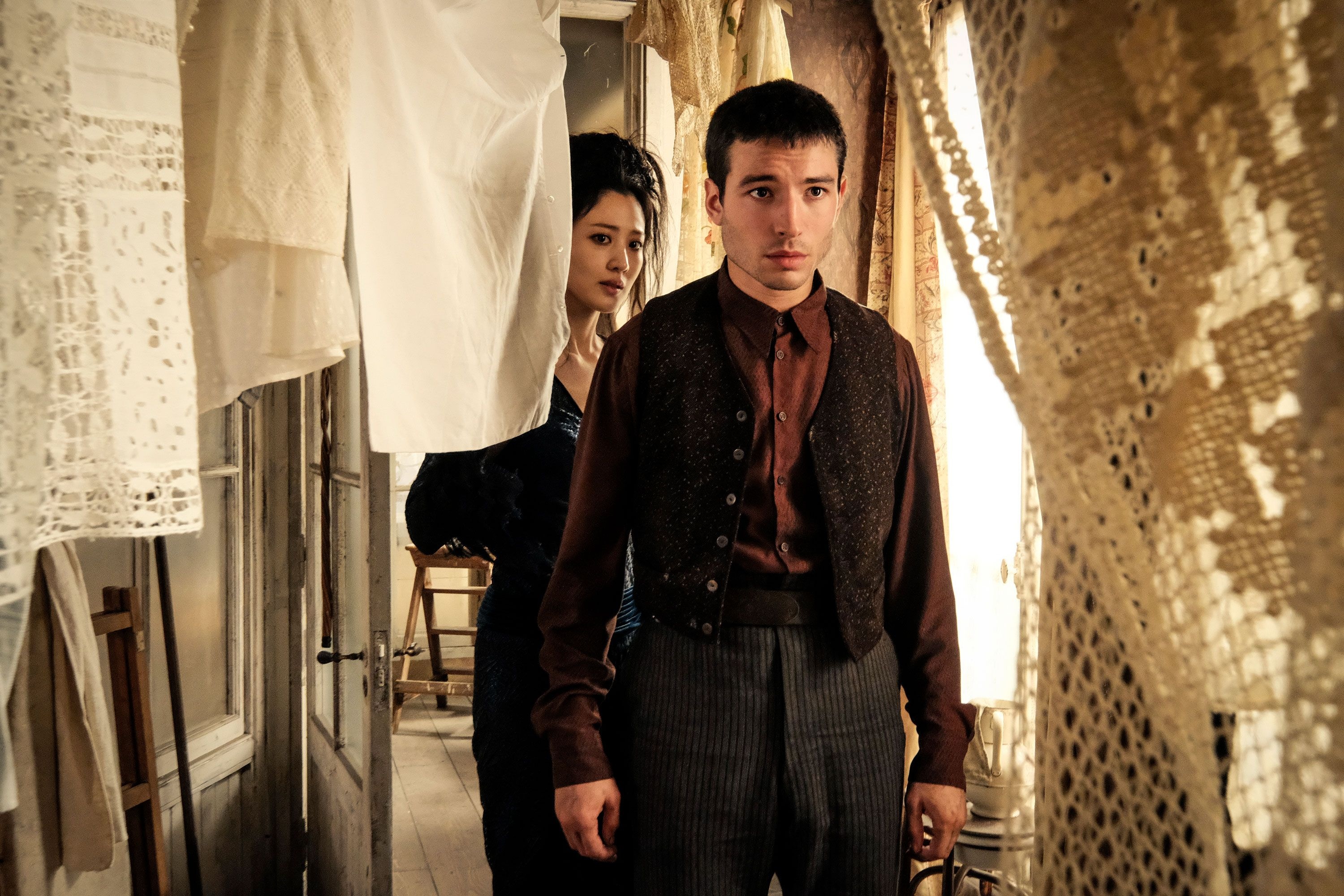 Credence Barebone, How he survived, First Fantastic Beasts movie, 3000x2010 HD Desktop