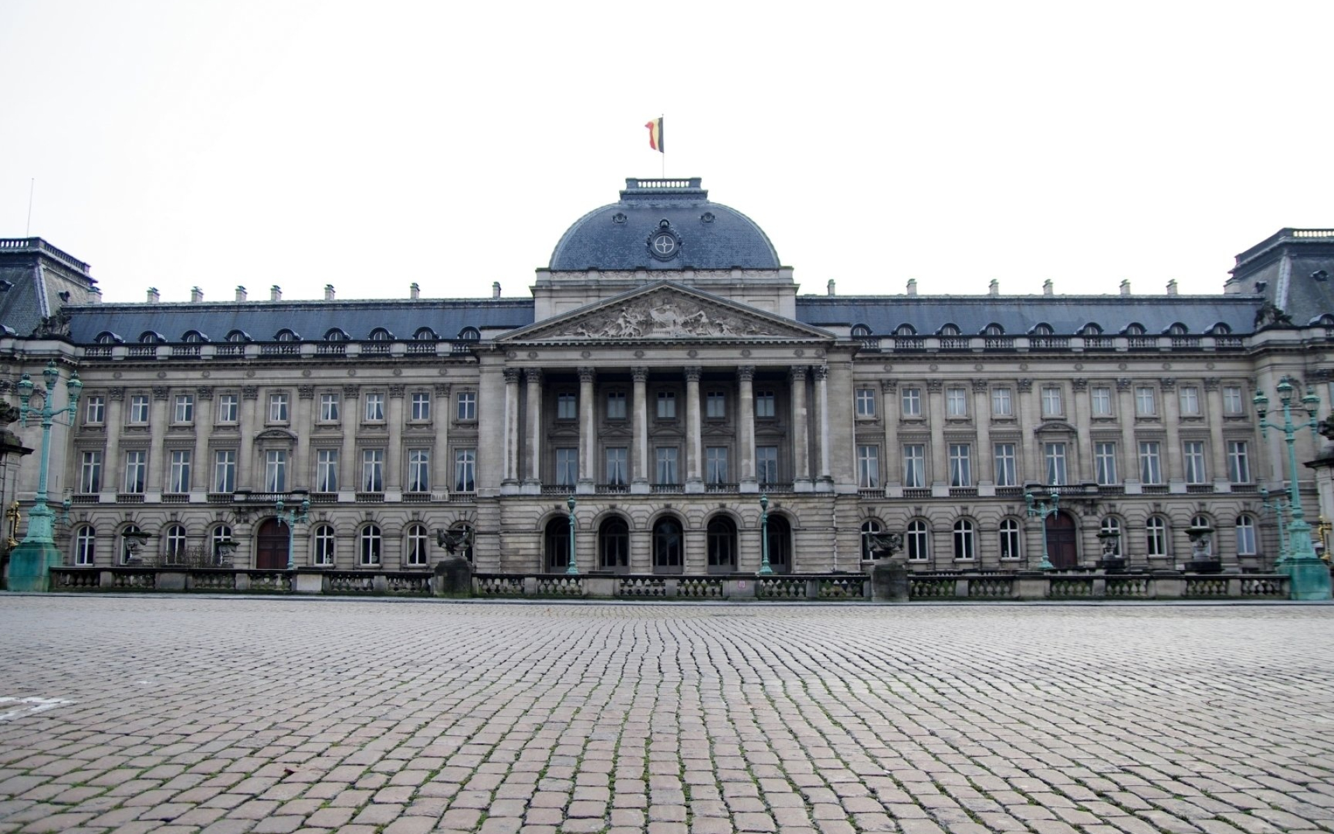 Brussels, Royal Palace wallpaper, Belgian royalty, Historic architecture, 1920x1200 HD Desktop