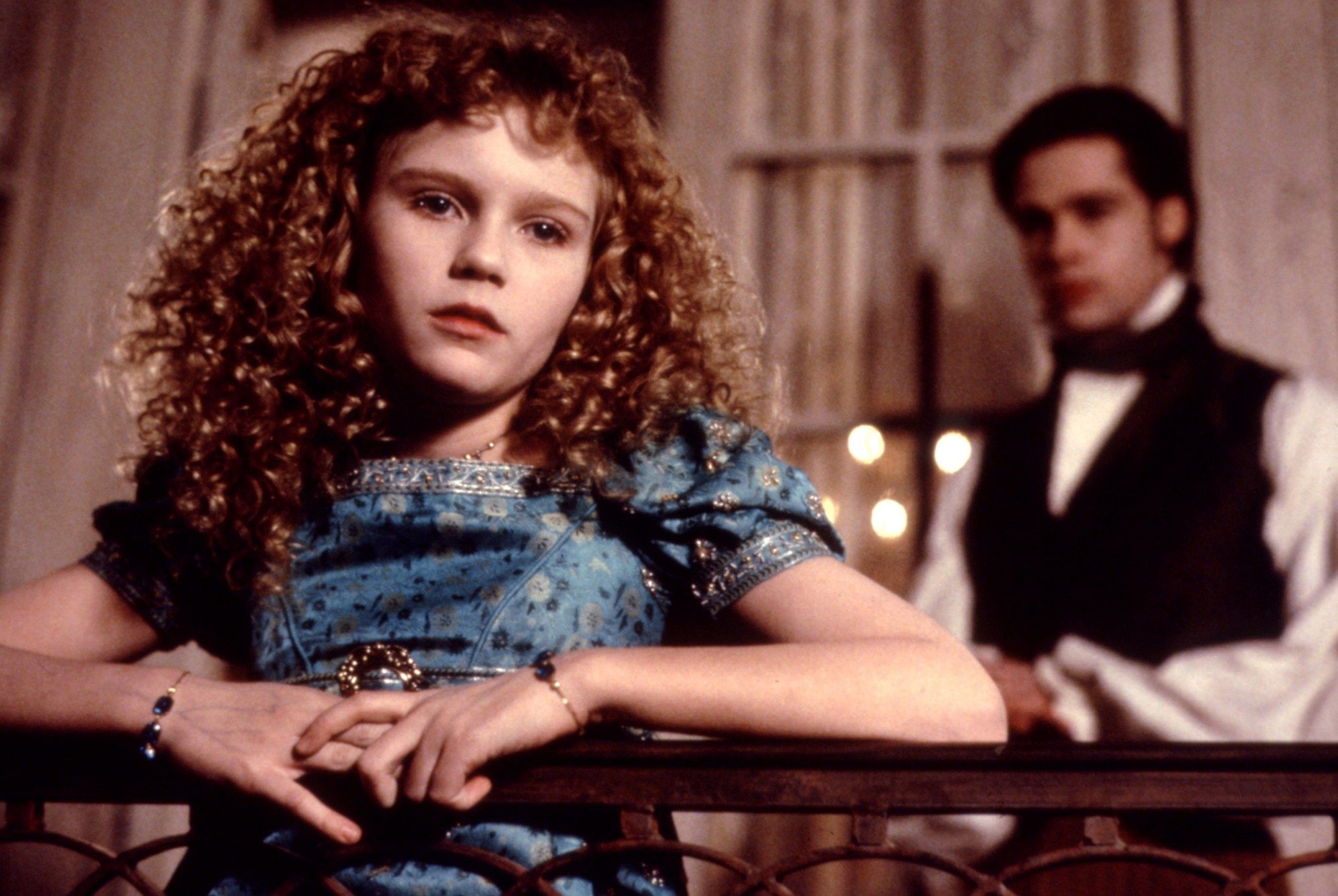 Kirsten Dunst (Claudia): A grown up vampire trapped in a child's body, 1994 movie. 2000x1340 HD Wallpaper.