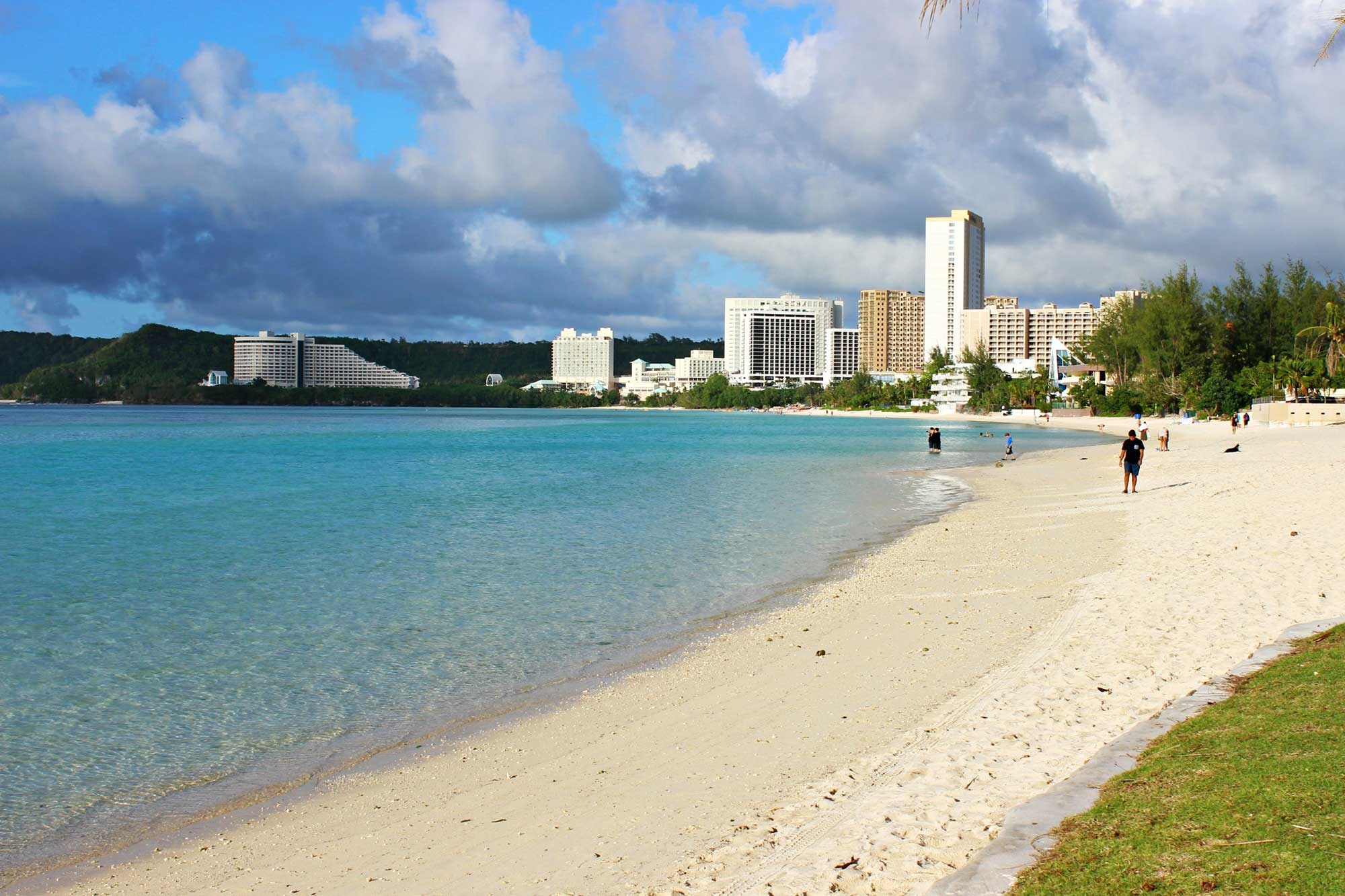 Guam beaches, Diving holidays, Micronesian underwater wonders, Exploring the depths, 2000x1340 HD Desktop