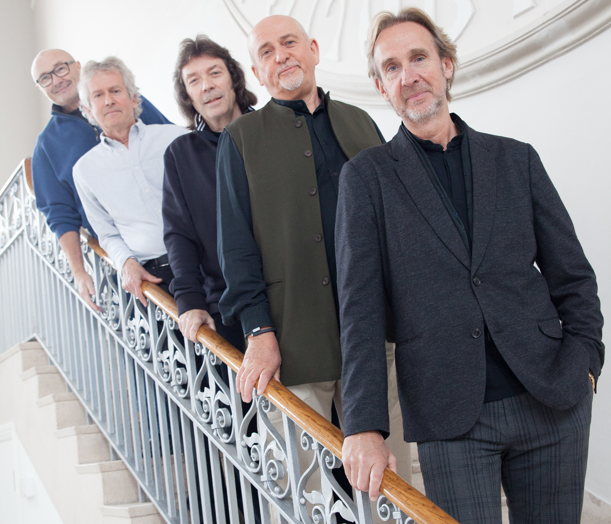 SoundBard Play Me My Song: Mike Rutherford Opens Up About Genesis' R-KIVE, Mike + The Mechanics \u0026 More 2000x1720