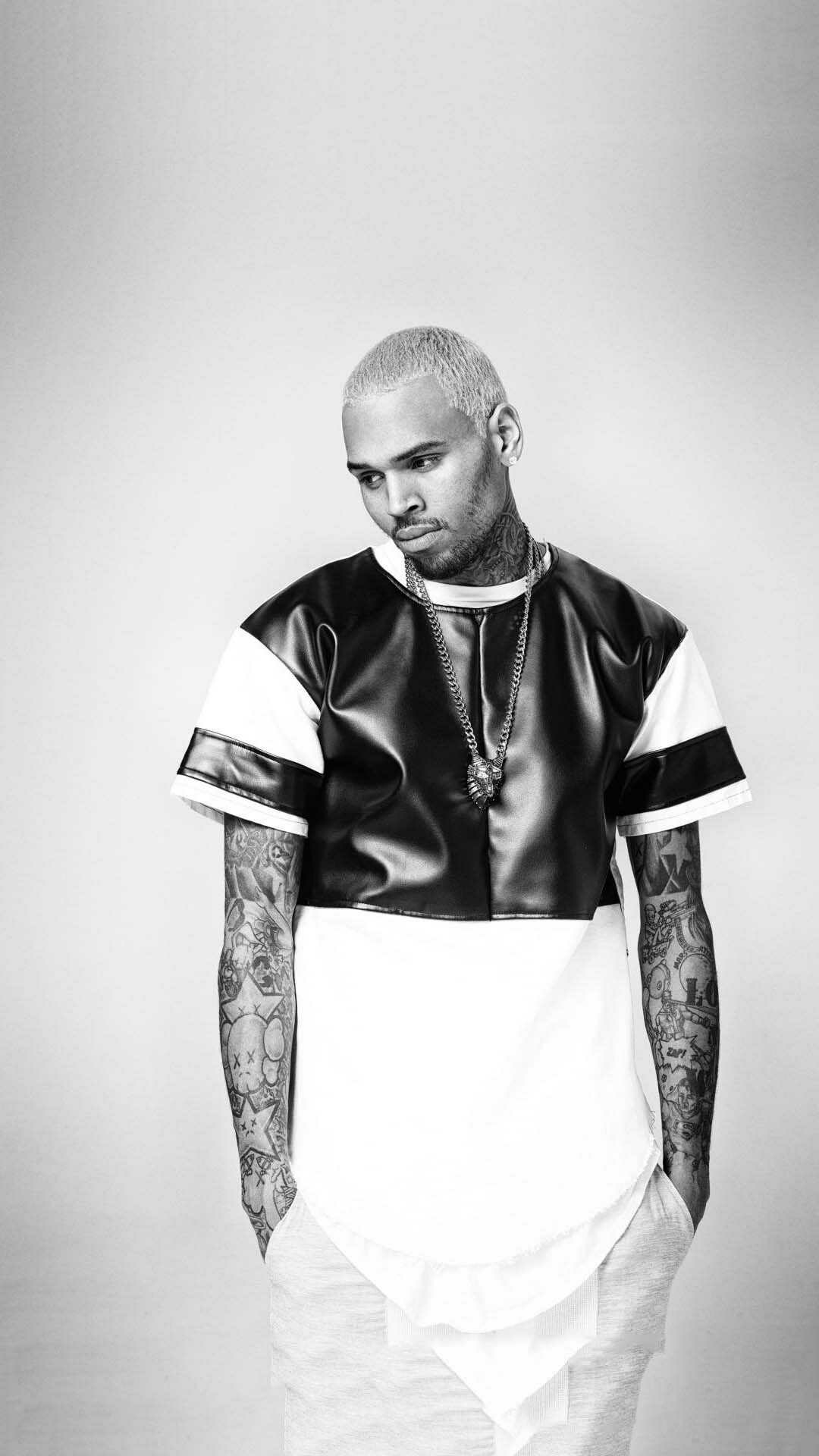 Chris Brown: Launched a streetwear clothing line called Black Pyramid, 2012. 1080x1920 Full HD Background.