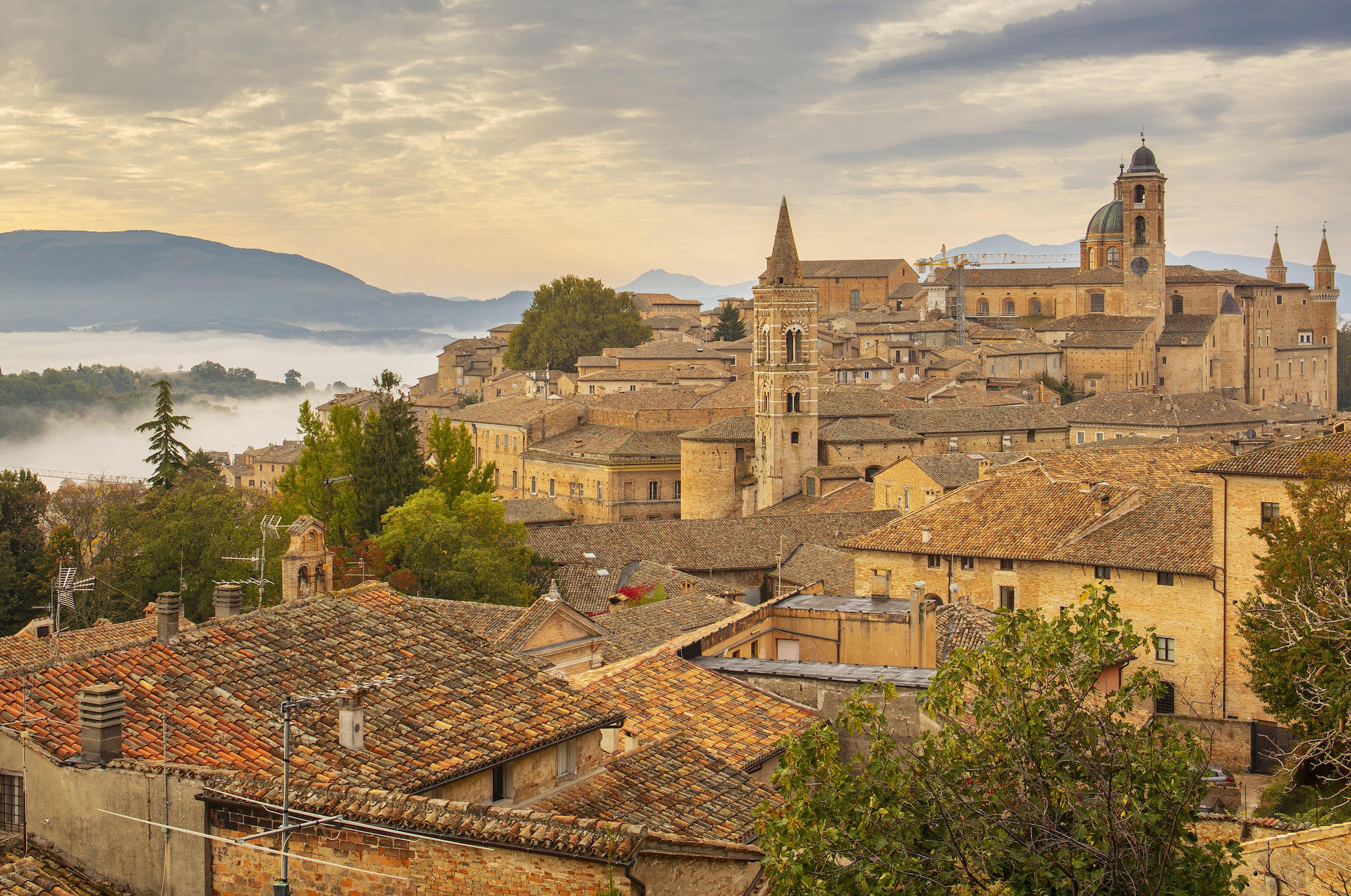 Urbino Renaissance city, Marche region, 2080x1380 HD Desktop