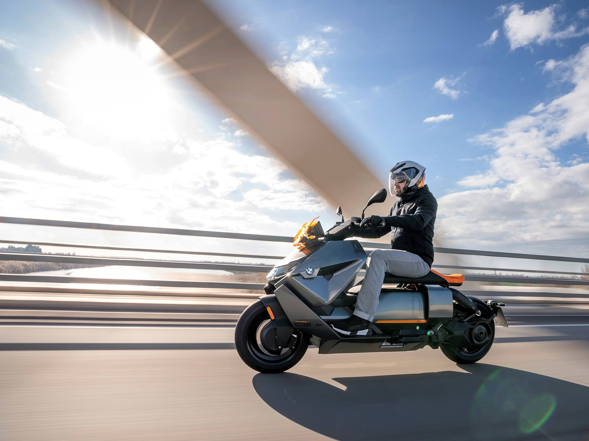 BMW CE 04, 2022 cycle world, Auto, Electric scooter, 2000x1500 HD Desktop