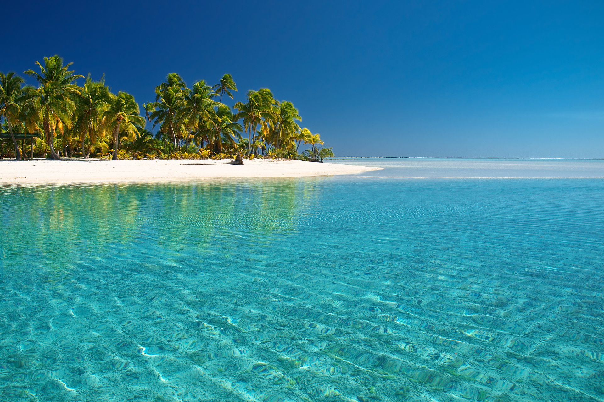 Cook Islands, Idyllic island life, Breathtaking scenery, Natural beauty, 1920x1280 HD Desktop