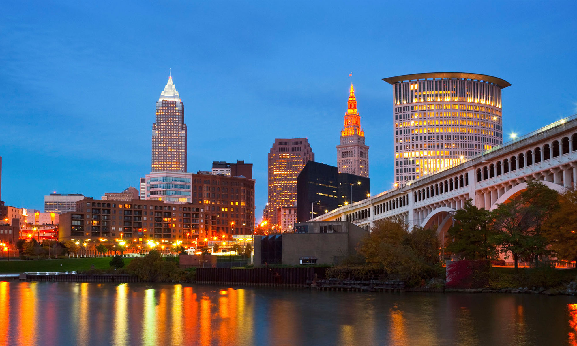 Cleveland Skyline, Travel destination, Ohio city, Urban views, 2000x1200 HD Desktop