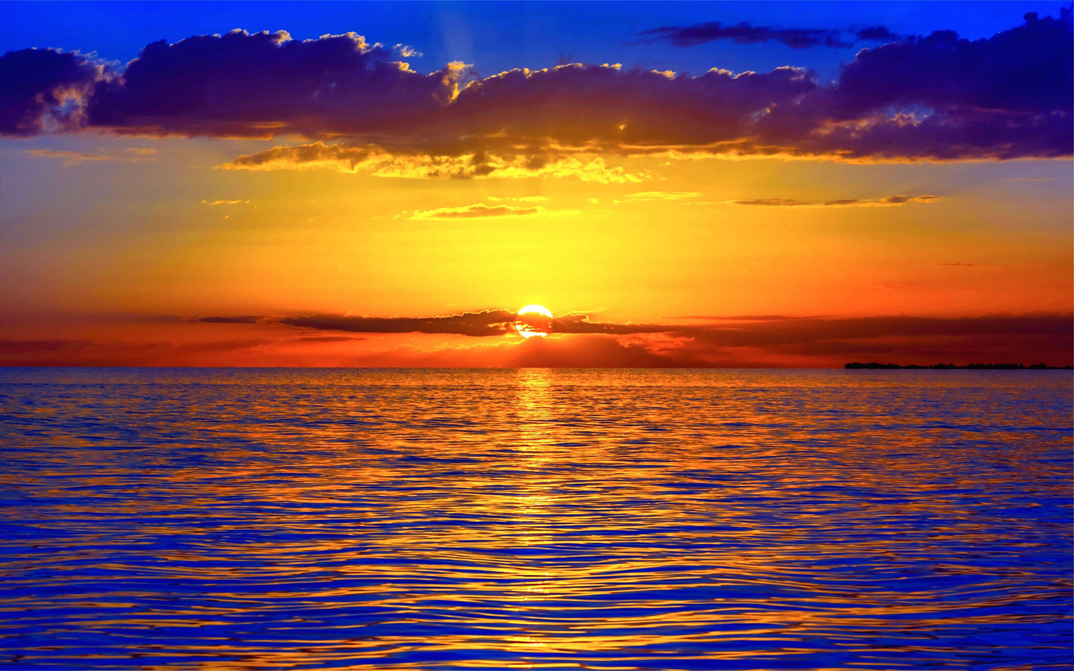 Sunset: Dusk, Solar disk crossing the horizon, Ocean. 2100x1320 HD Wallpaper.