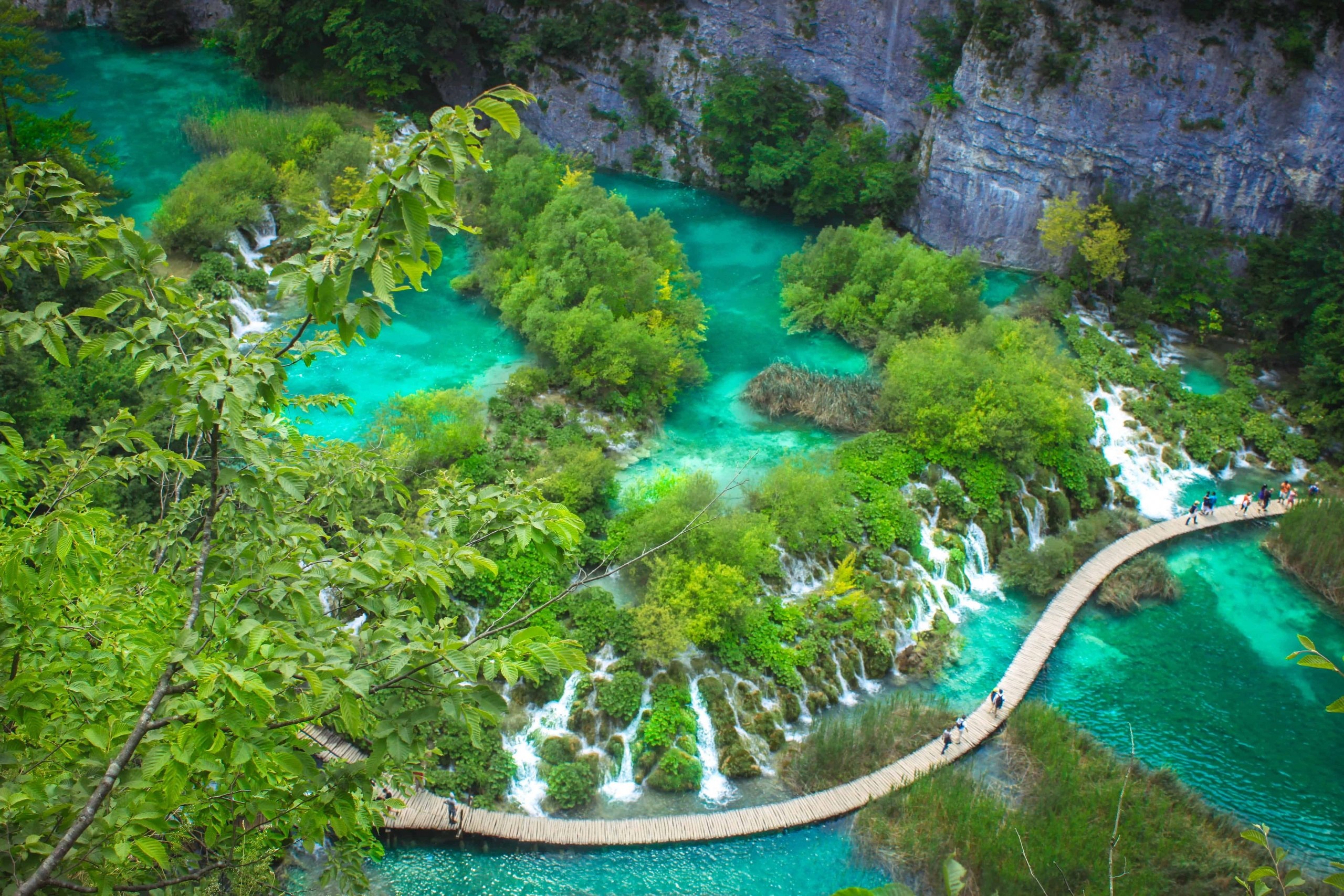 Plitvice Lakes National Park, visit guide, Croatia, adventurous, 2560x1710 HD Desktop