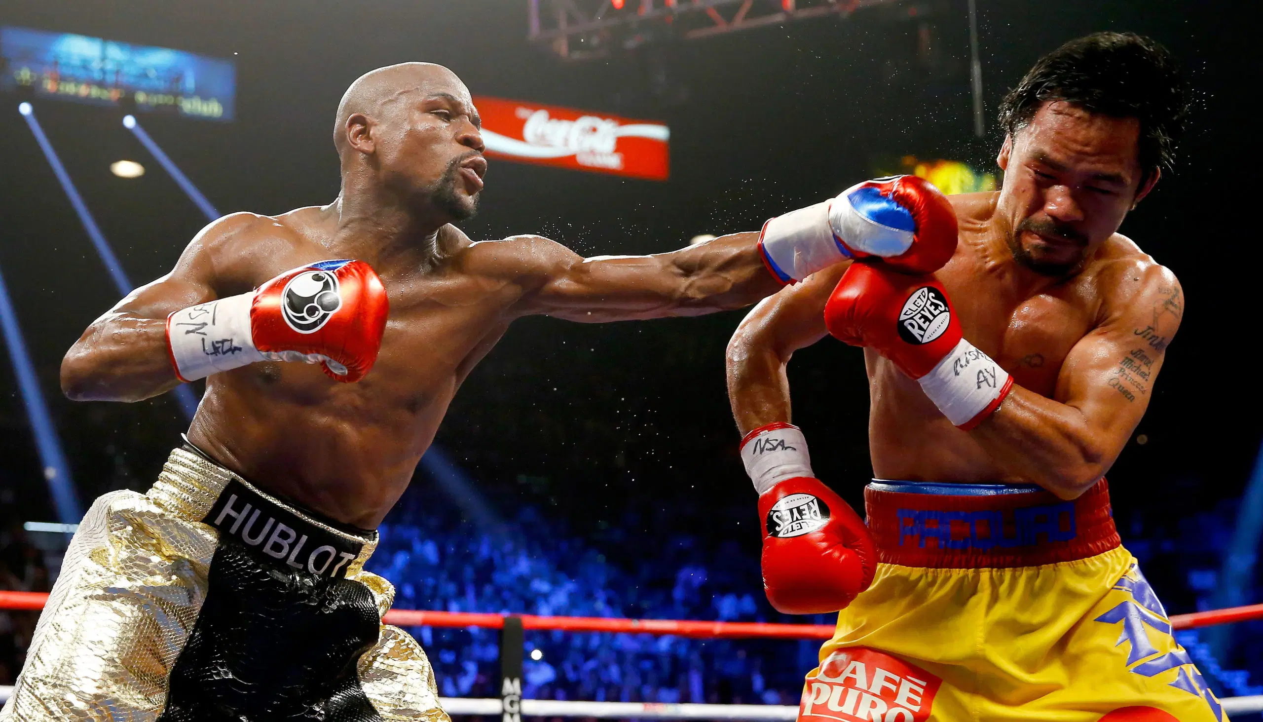 Combat Sports: Pay-per-view Fights, Hublot Boxing Shorts, Floyd Mayweather Jr. vs. Manny Pacquiao. 2560x1470 HD Background.