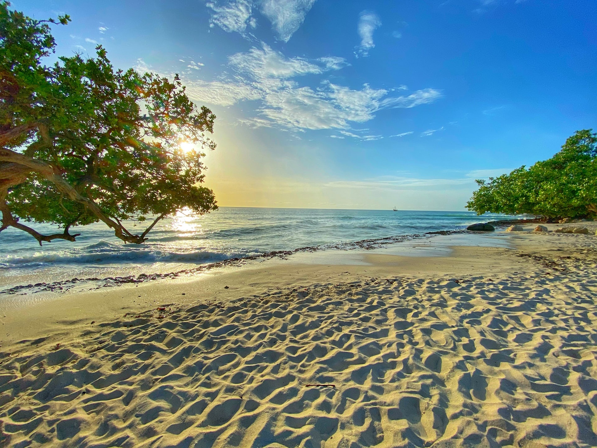 Aruba Island, Eagle Beach, Pristine shoreline, Tropical beauty, 1920x1440 HD Desktop