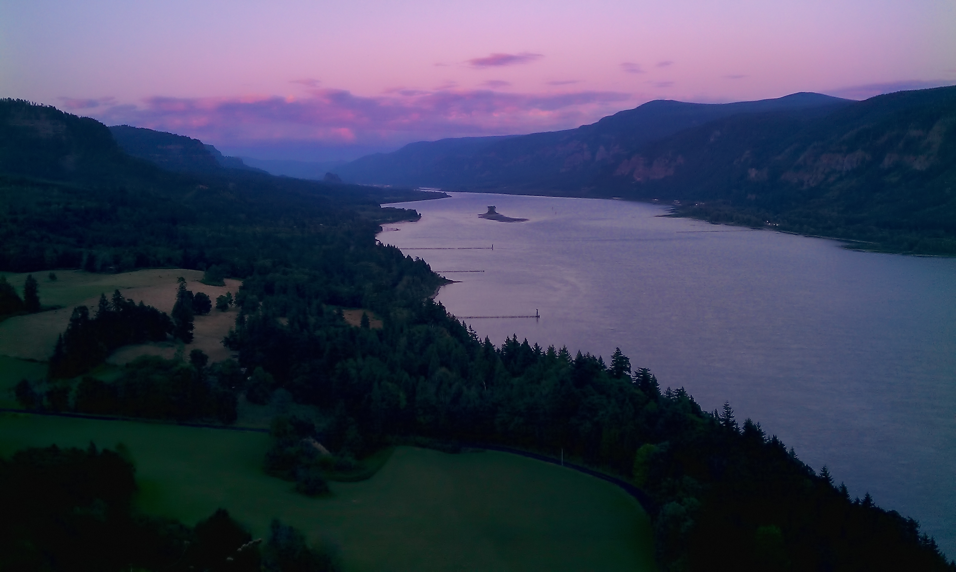 Columbia River Gorge, Breathtaking view, Washington, 3270x1960 HD Desktop