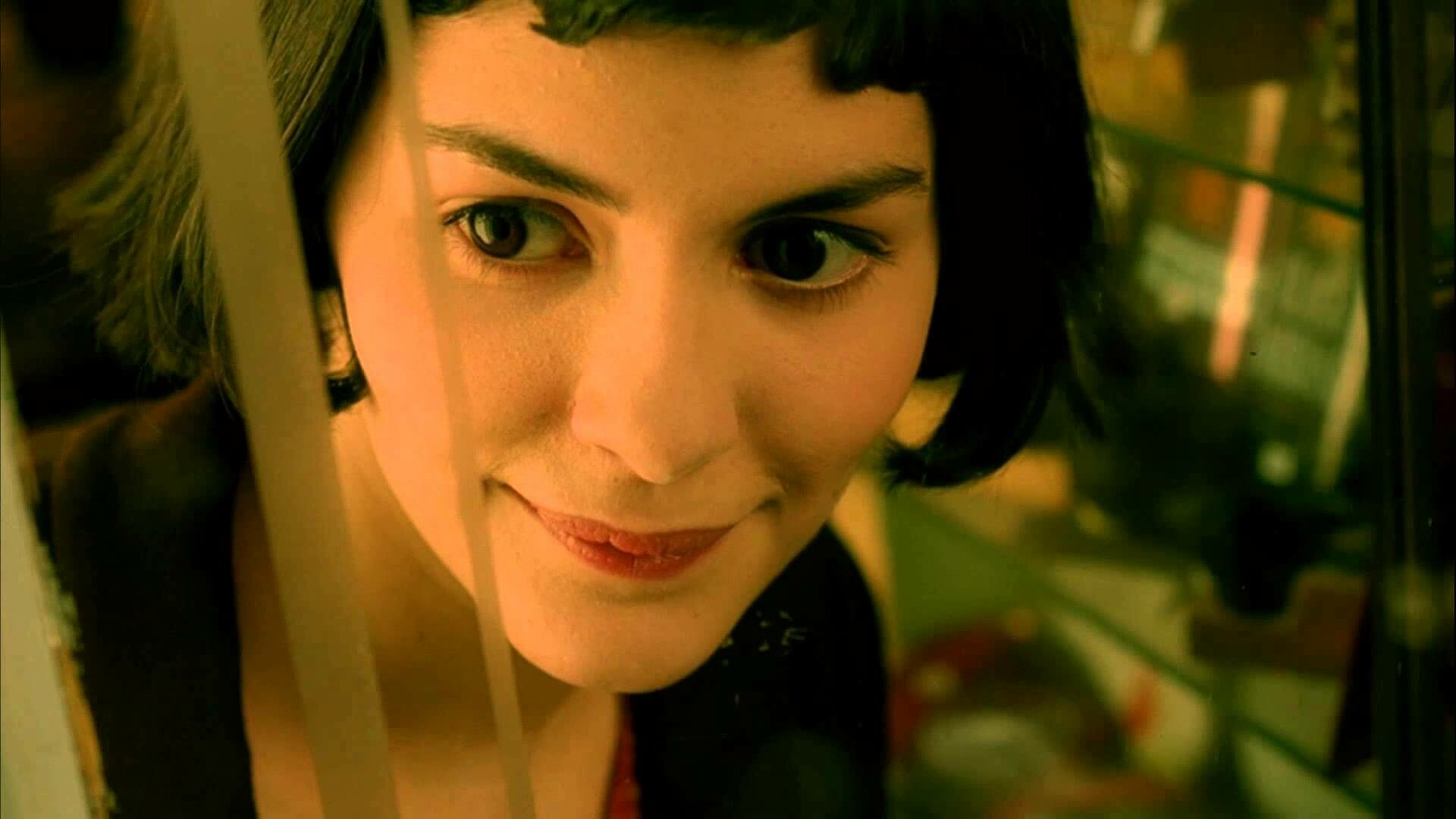 Amelie: The movie won Best Film award at the European Film Awards. 1920x1080 Full HD Background.