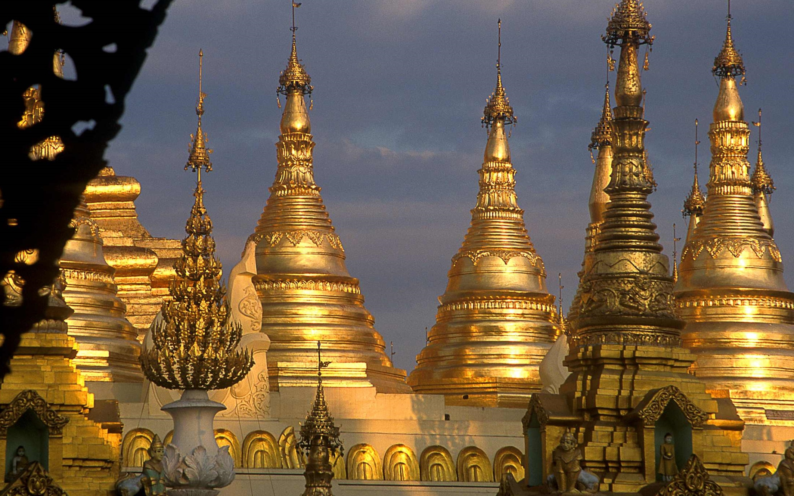 Burma, Shwedagon Pagoda, Cultural significance, Architectural marvel, 2560x1600 HD Desktop