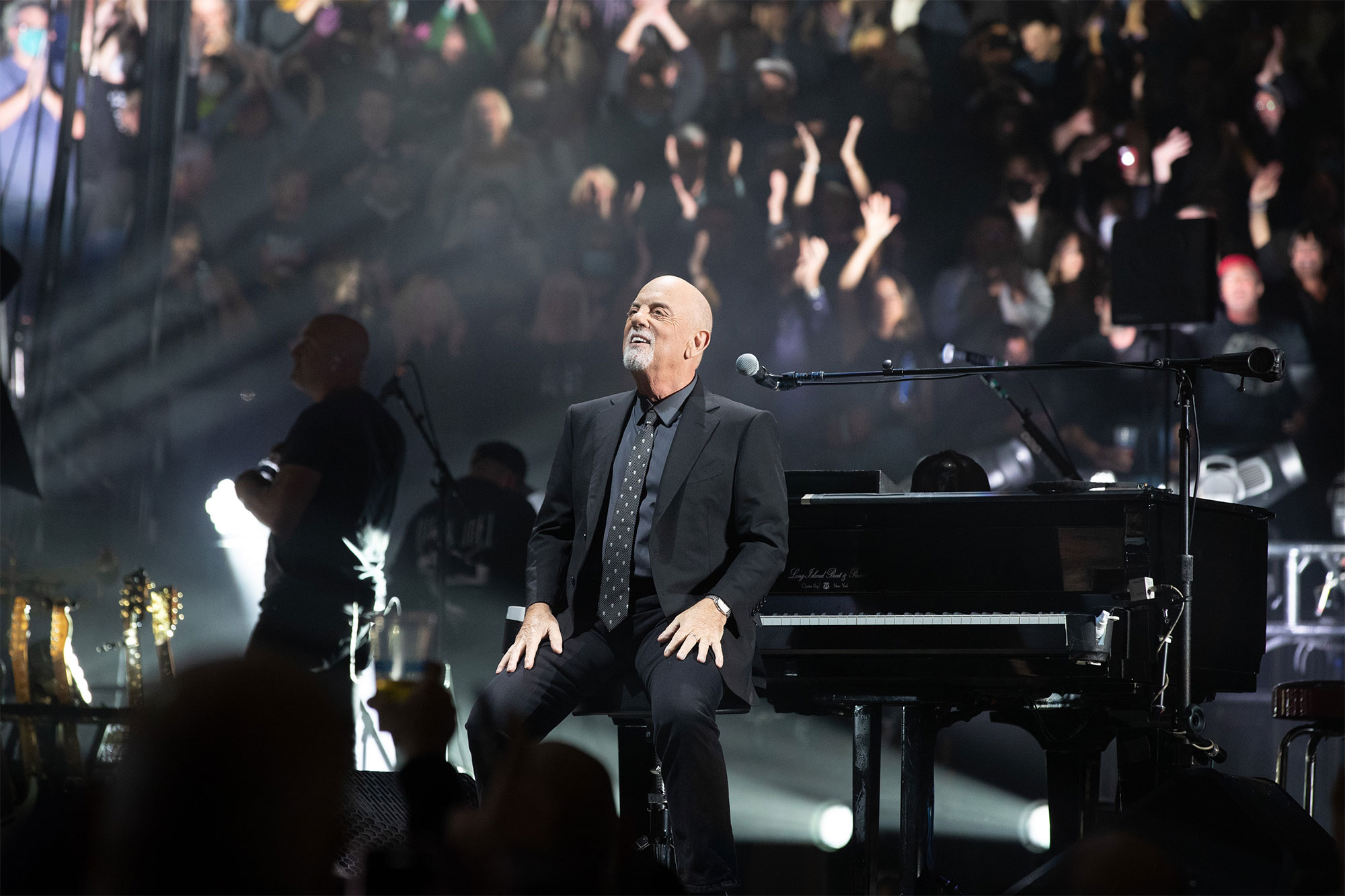 Billy Joel, Madison Square Garden, Piano Man, Legendary Performance, 2000x1340 HD Desktop