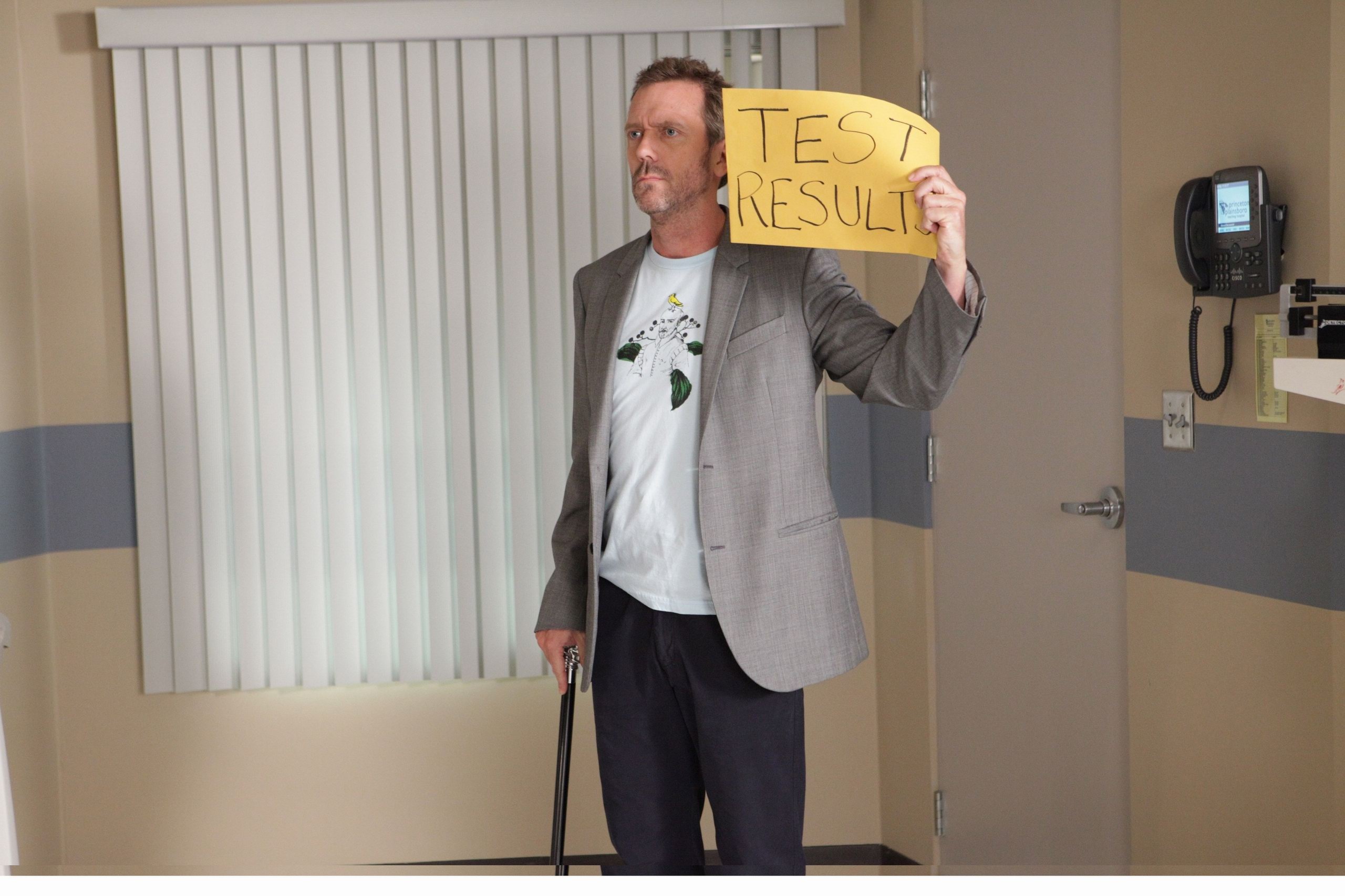 Dr. House: The leader of a team of diagnosticians, Princeton-Plainsboro Teaching Hospital. 2560x1710 HD Wallpaper.