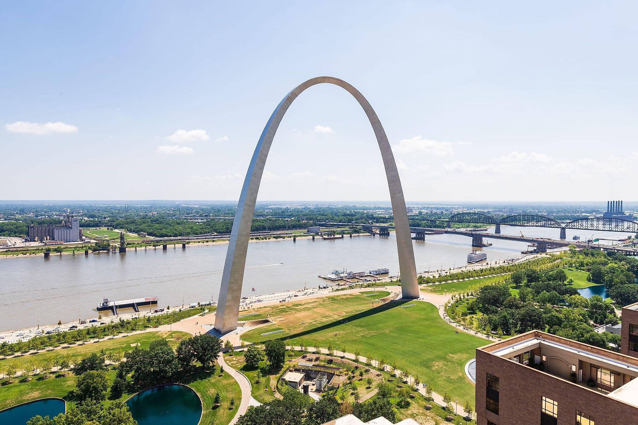 St. Louis skyline, Gateway Arch, Iconic landmark, Missouri, 2200x1470 HD Desktop