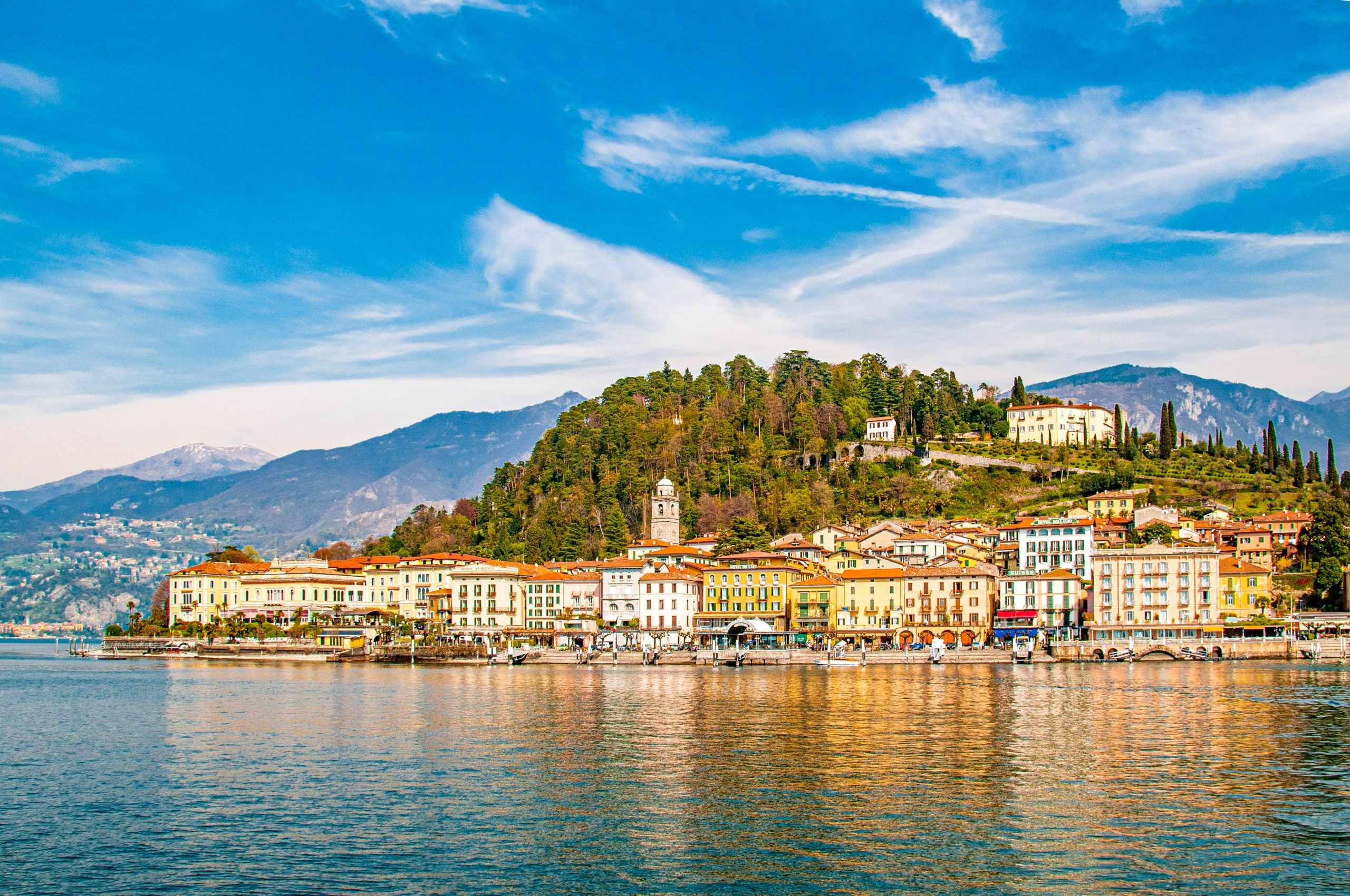 Lake Como, Weekend break, Lakefront apartments, Travel deals, 2560x1700 HD Desktop