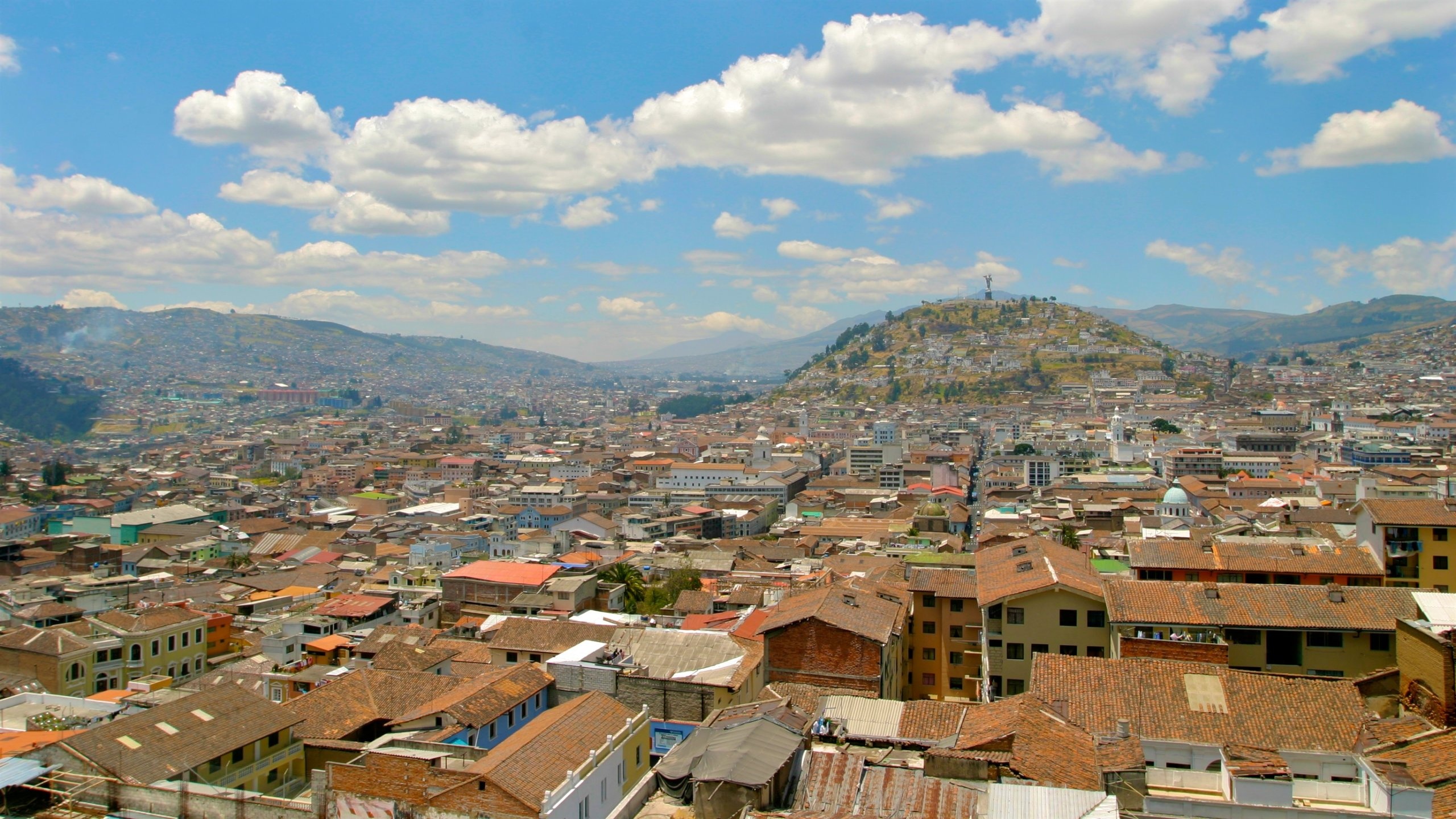 Quito travels, Reisetipps Quito 2022, Beste in Quito, Entdecken Expedia, 2560x1440 HD Desktop