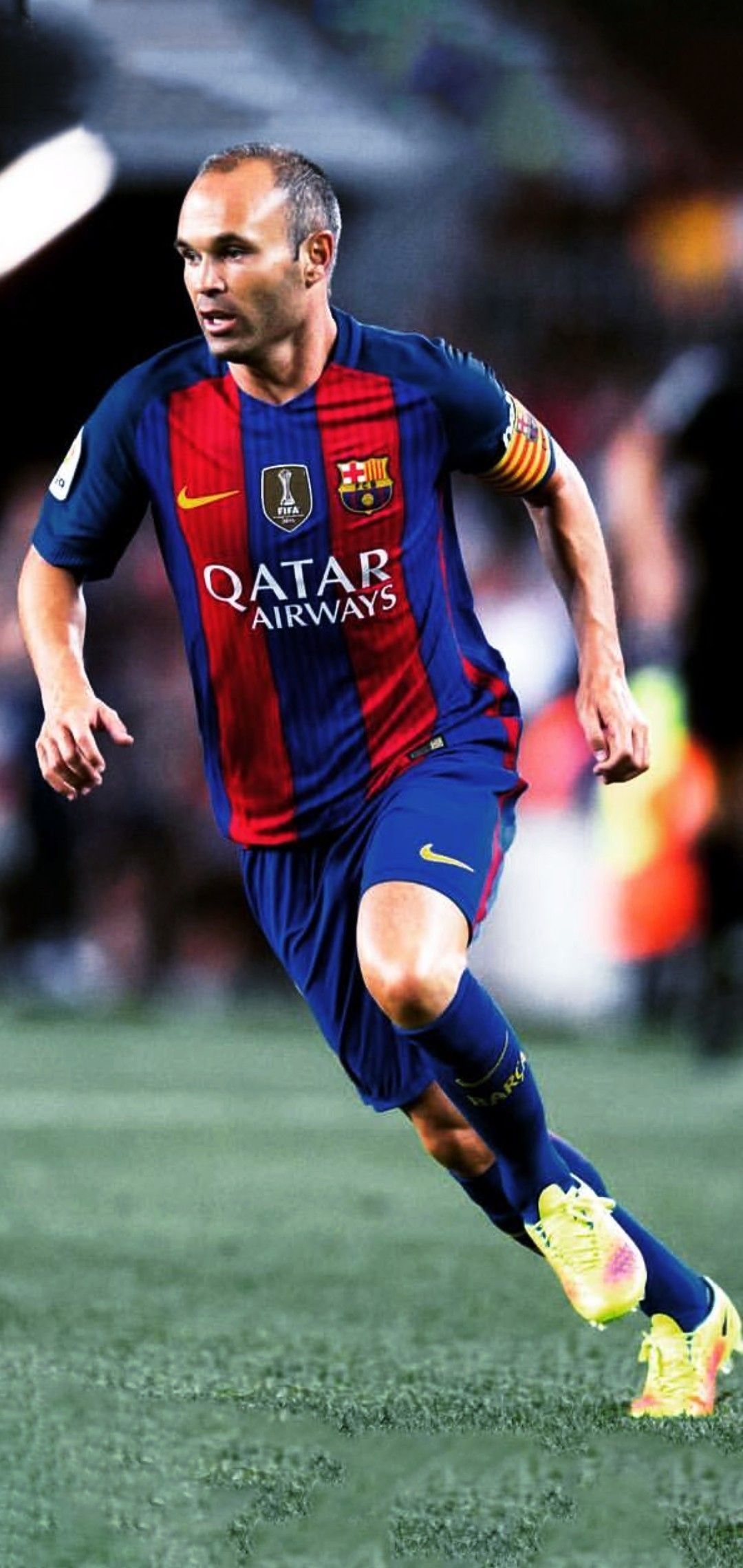 Iniesta, Soccer player, 1080x2280 HD Handy