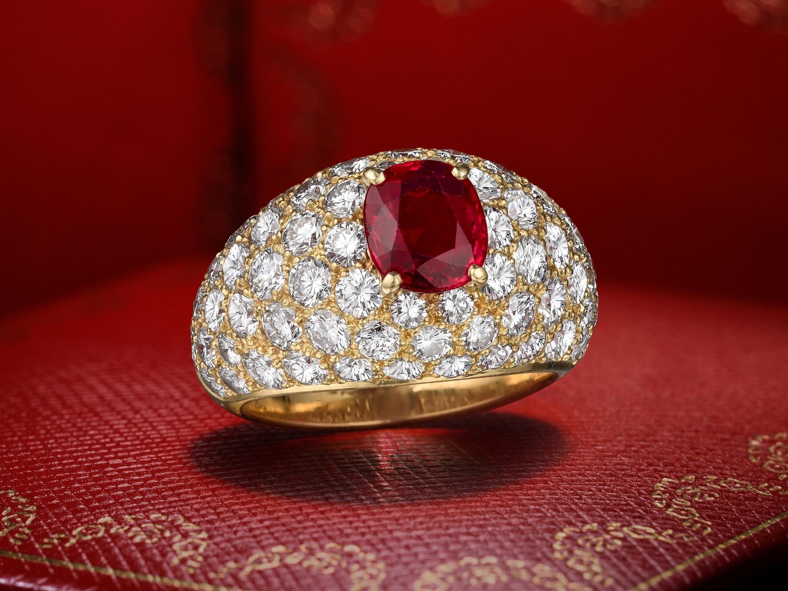 Ruby gemstone, King of gems, Precious birthstone, Sparkling red hue, 2560x1920 HD Desktop