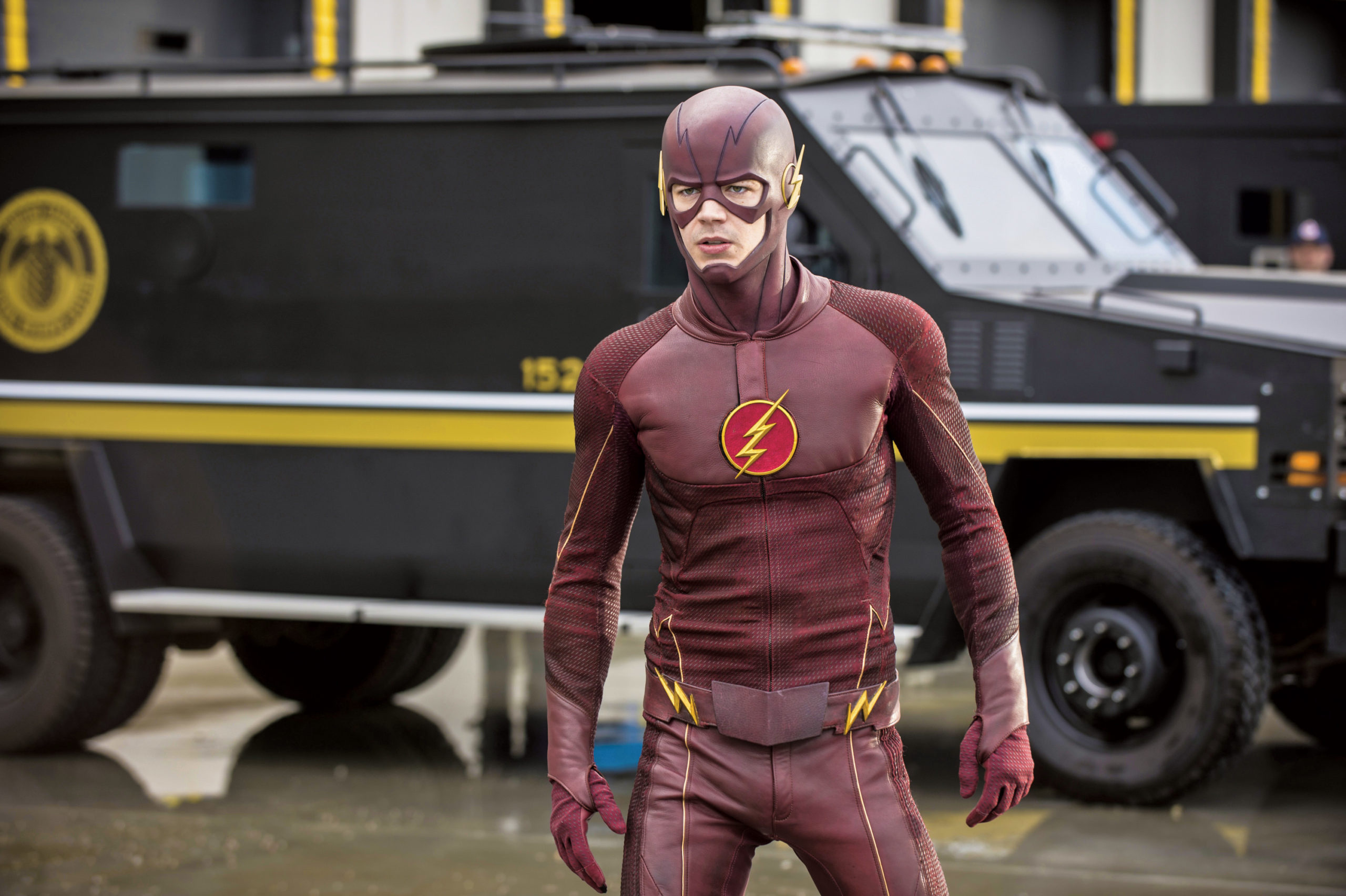 The Flash, Grant Gustin in Season 2, Superhero TV show, Speedy hero, 2560x1710 HD Desktop