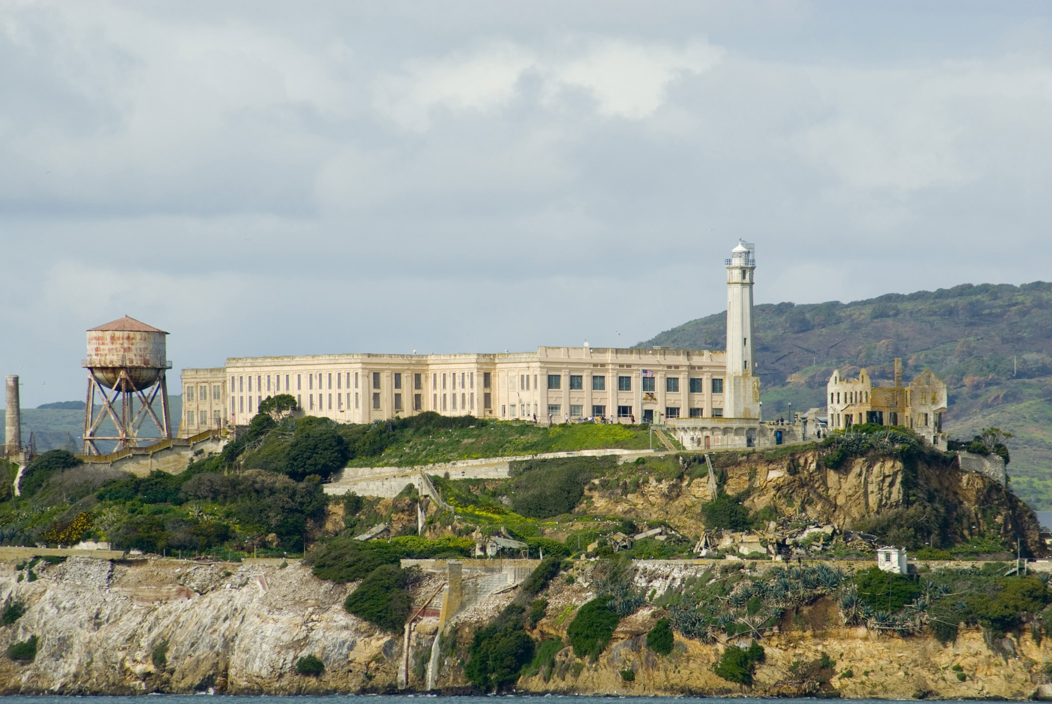 Alcatraz Island wallpapers, Stunning views, Iconic landmark, Majestic scenery, 2100x1410 HD Desktop