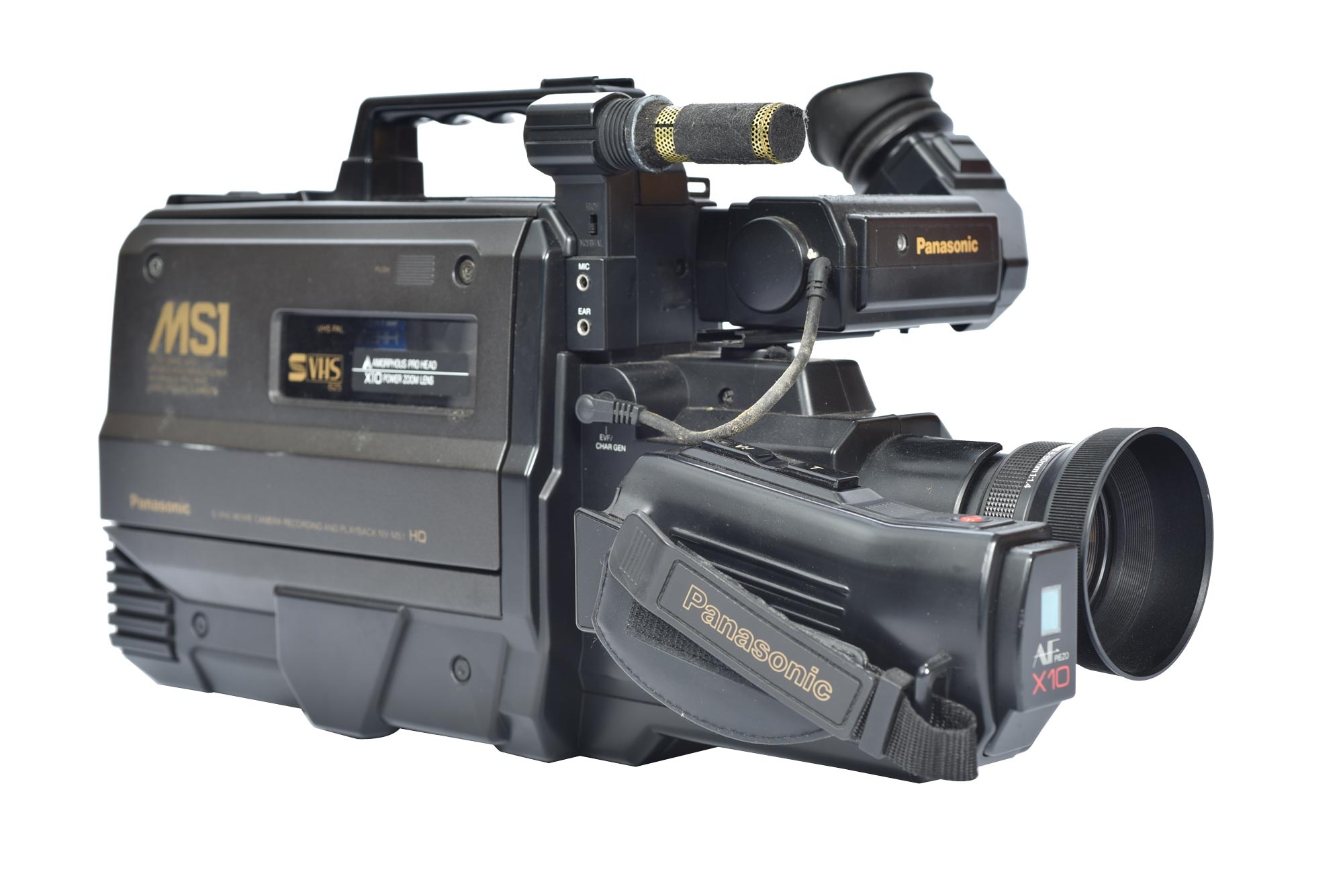 Old movie camera, Vintage cinematography, Classic film equipment, Cinema history, 2000x1340 HD Desktop